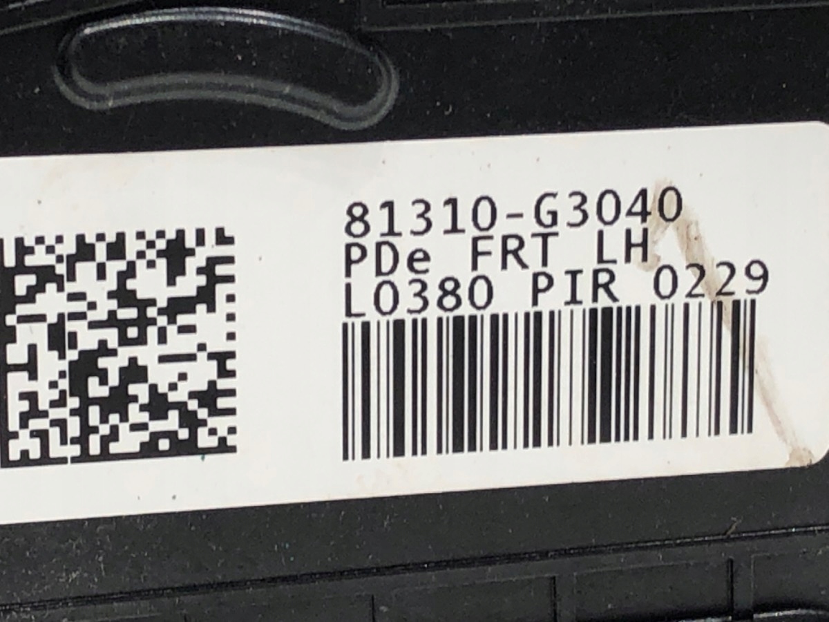 ZAMEK DRZWI LEWY PRZÓD HYUNDAI i30 Hatchback 81310-G3040 Typ samochodu Samochody osobowe