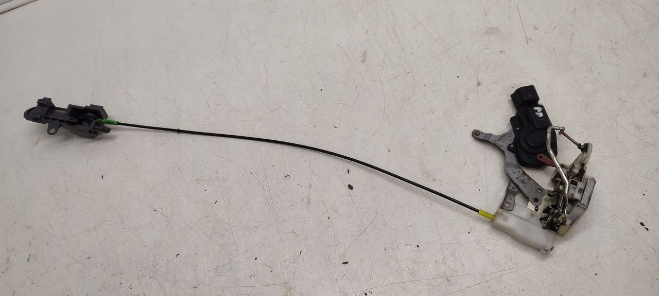 lock front front right Toyota Aygo