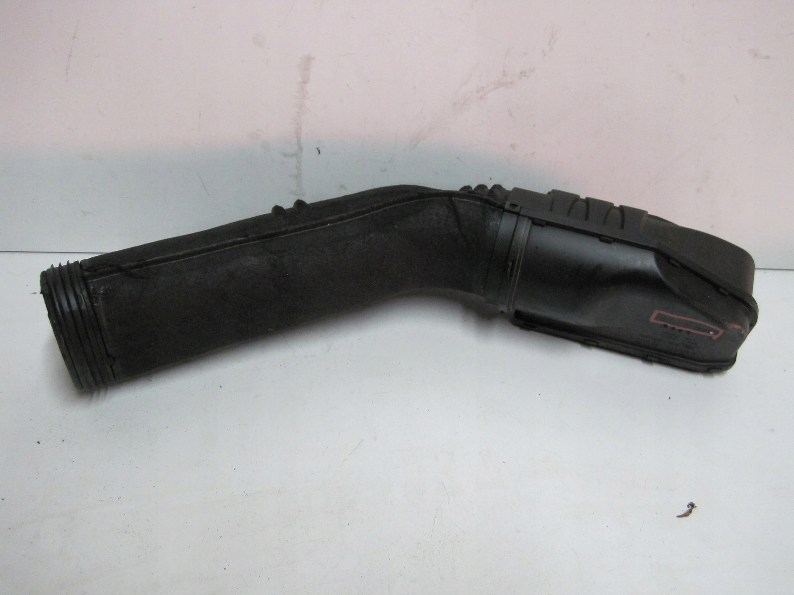 pipe air intake HYUNDAI KIA 28211-F2000
