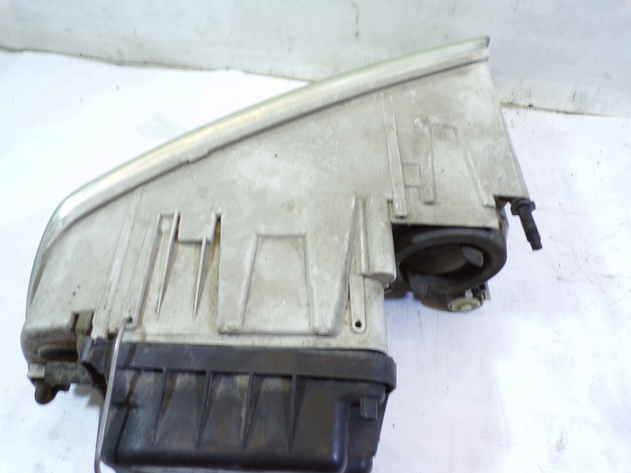 light front front left XENON SKODA OCTAVIA 2 (K1)