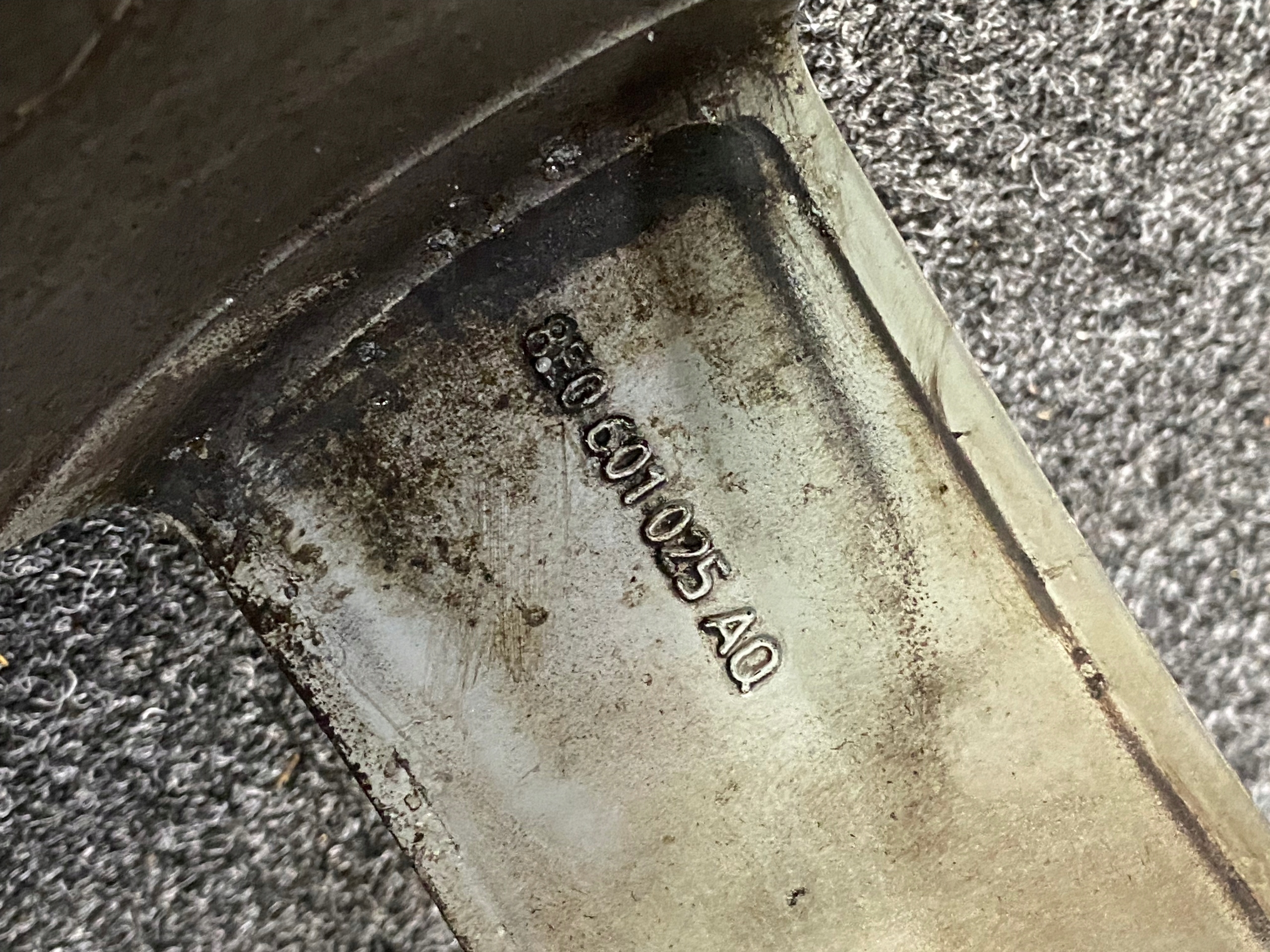 AUDI A3 A4 A6 FELGA 7.5JX17 ET43 5X112 8E0601025AQ Producent felg Audi OE