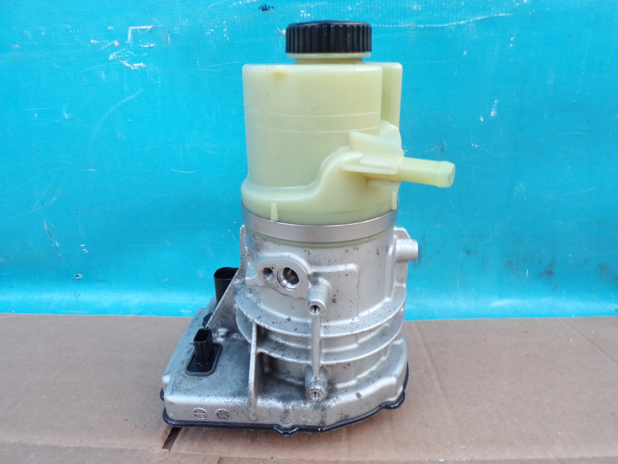 Renault TRAFIC III VIVARO TALENTO 14- servo pump electrical