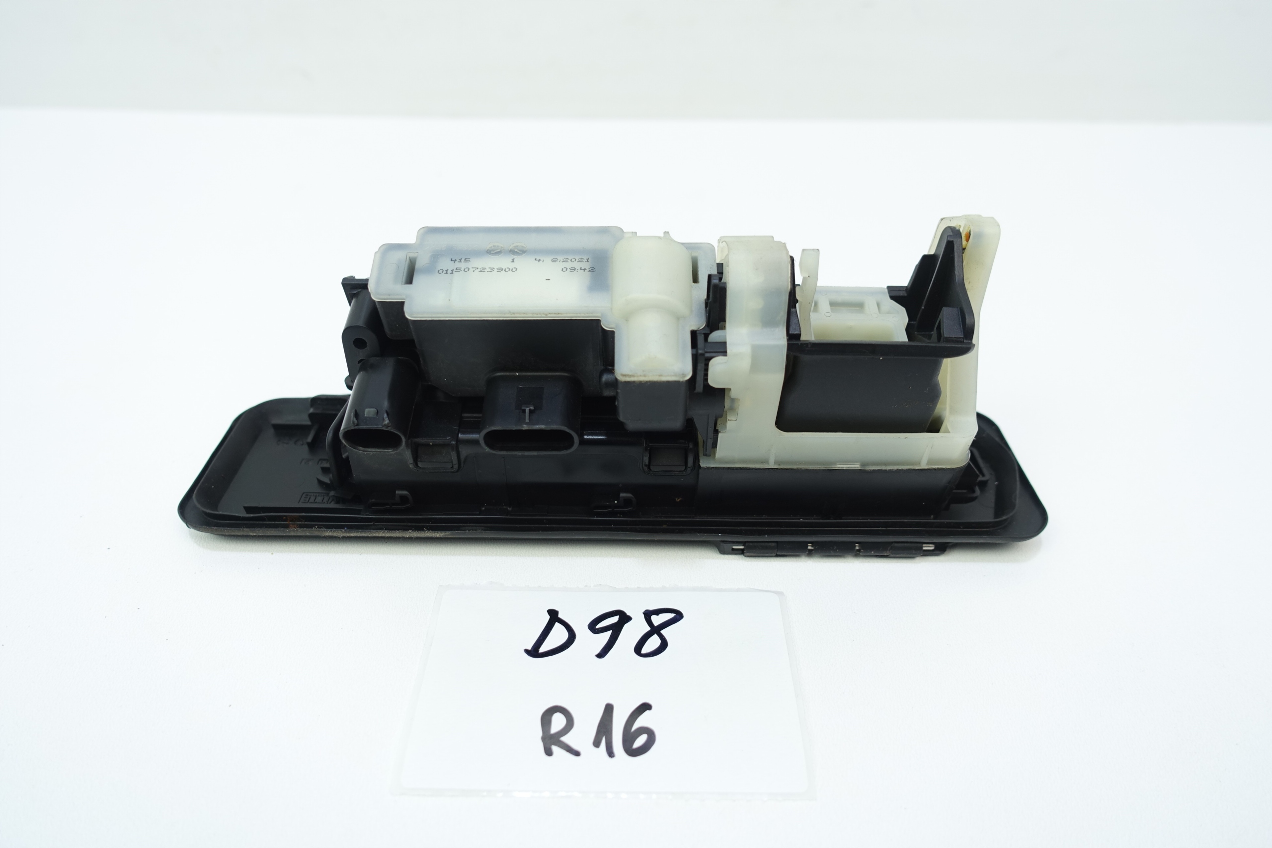 KAMERA MIKROSTYK bonnet boot MERCEDES W247