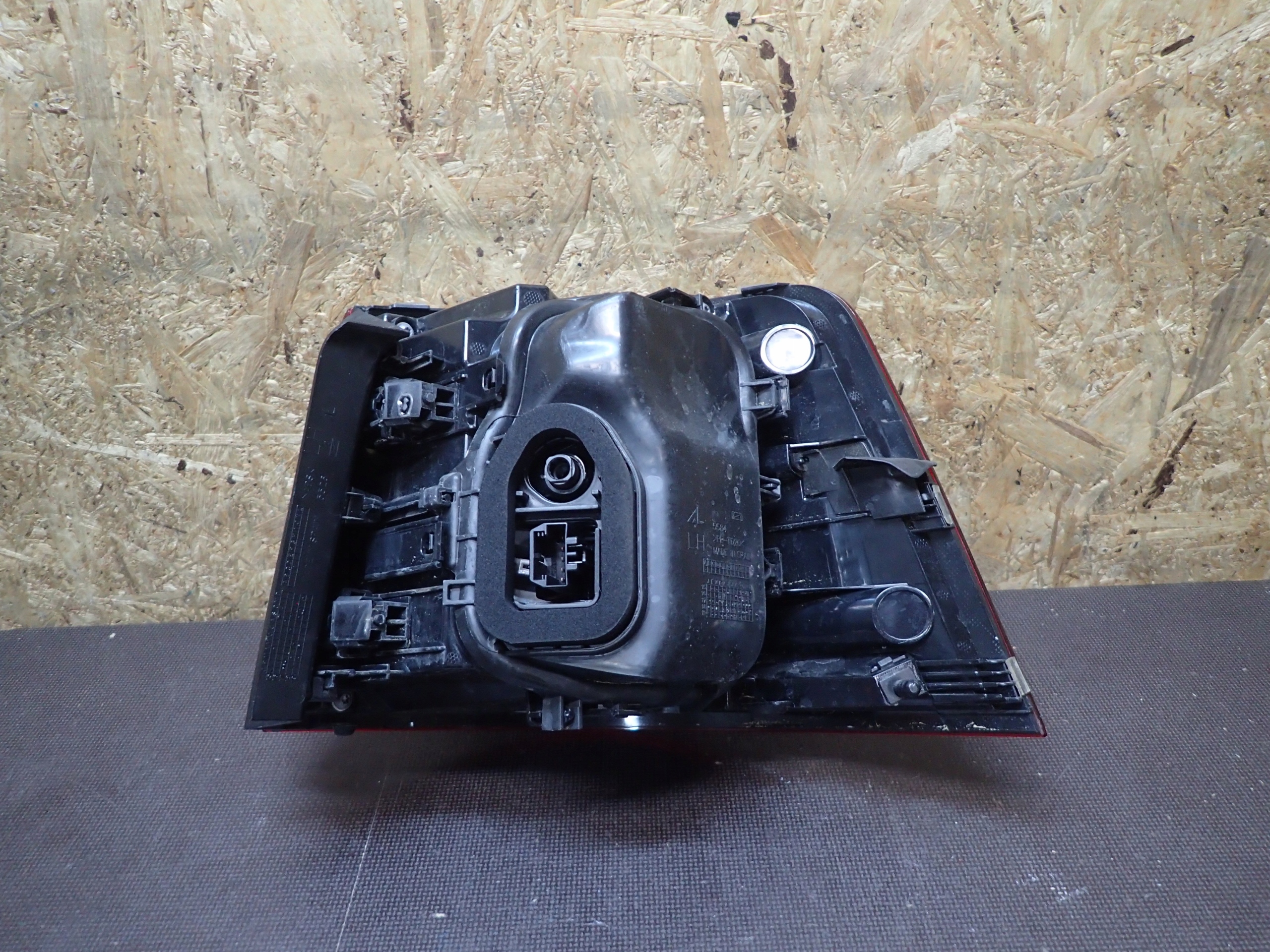 LIGHT REAR PART LEFT SEAT ALHAMBRA LIFT LED 15
