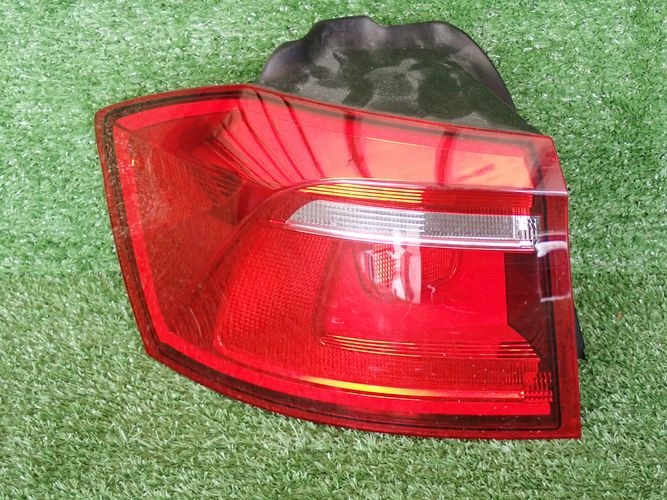 VW GOLF SPORTSVAN 12- light left rear rear part