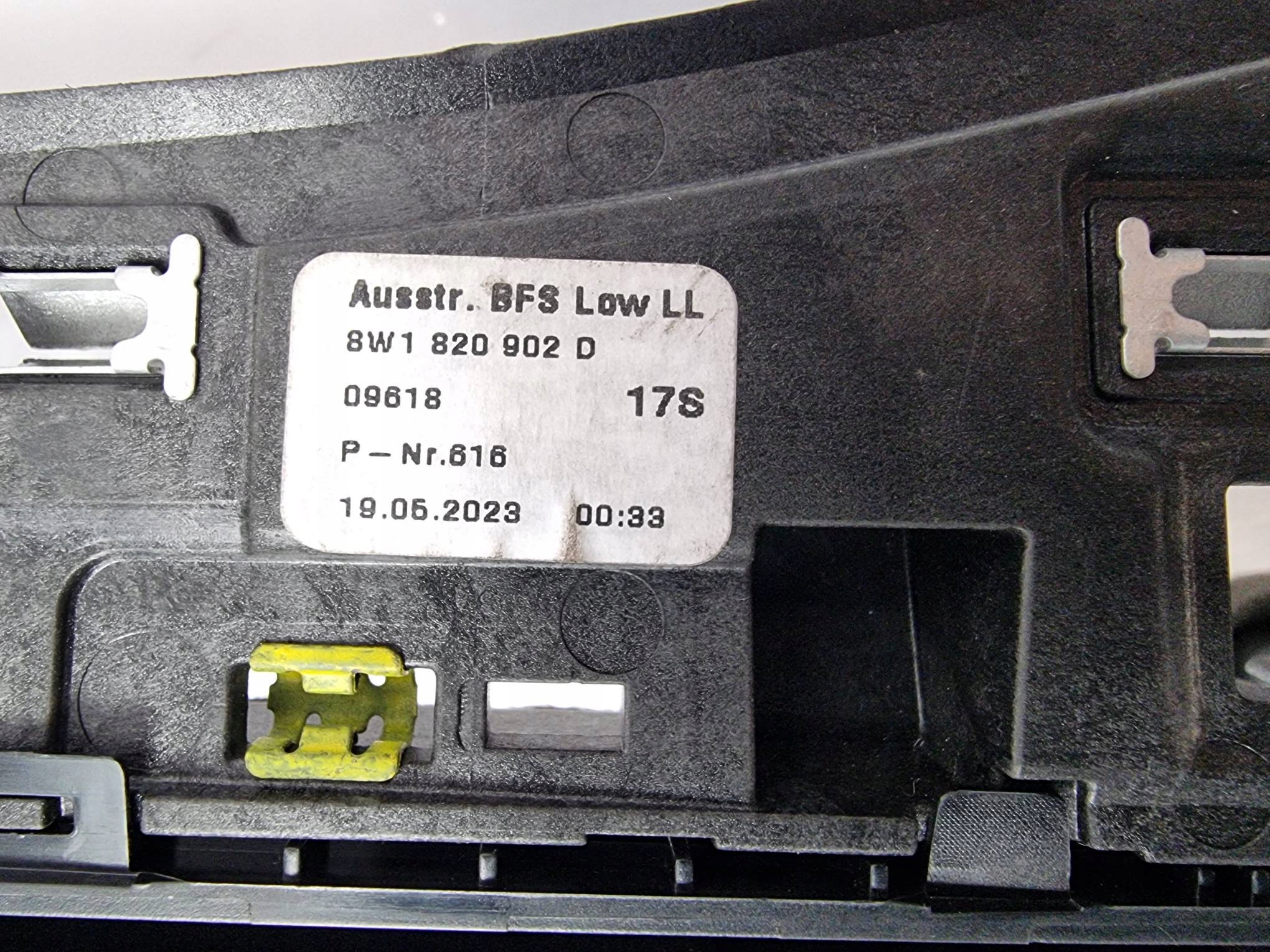 grid air conditioning devices 8W1820902D AUDI A4 B9 QUATTRO