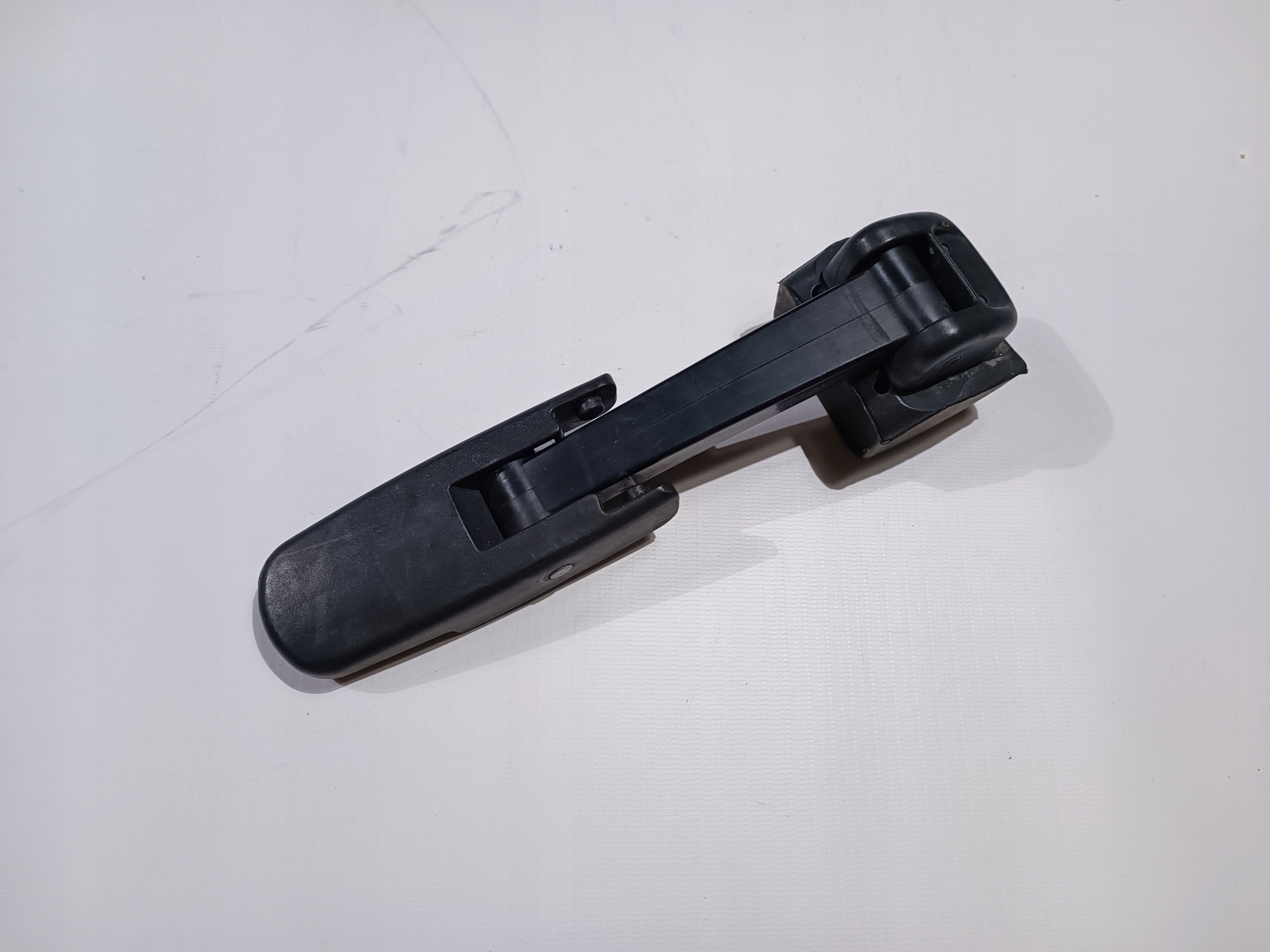 Klamra zámok zapinka Kapoty Hummer H2
