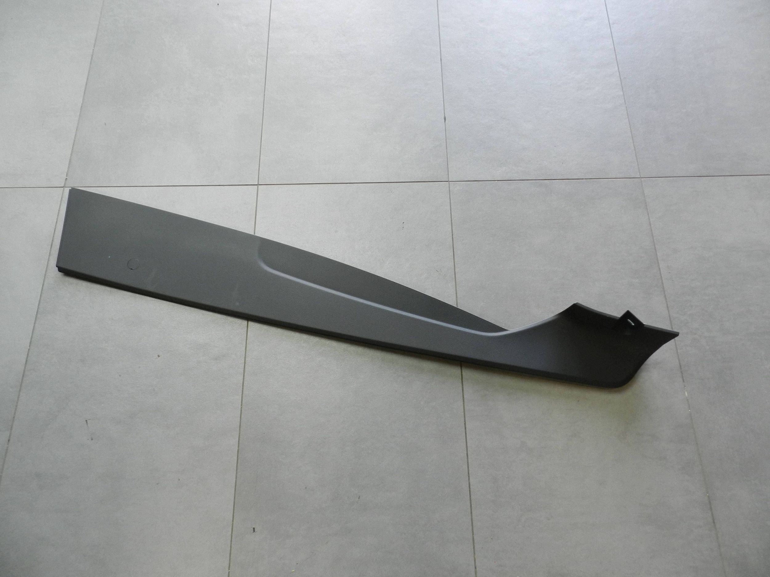 Volkswagen Phaeton cover side tunelu right 3D1863304B N58234
