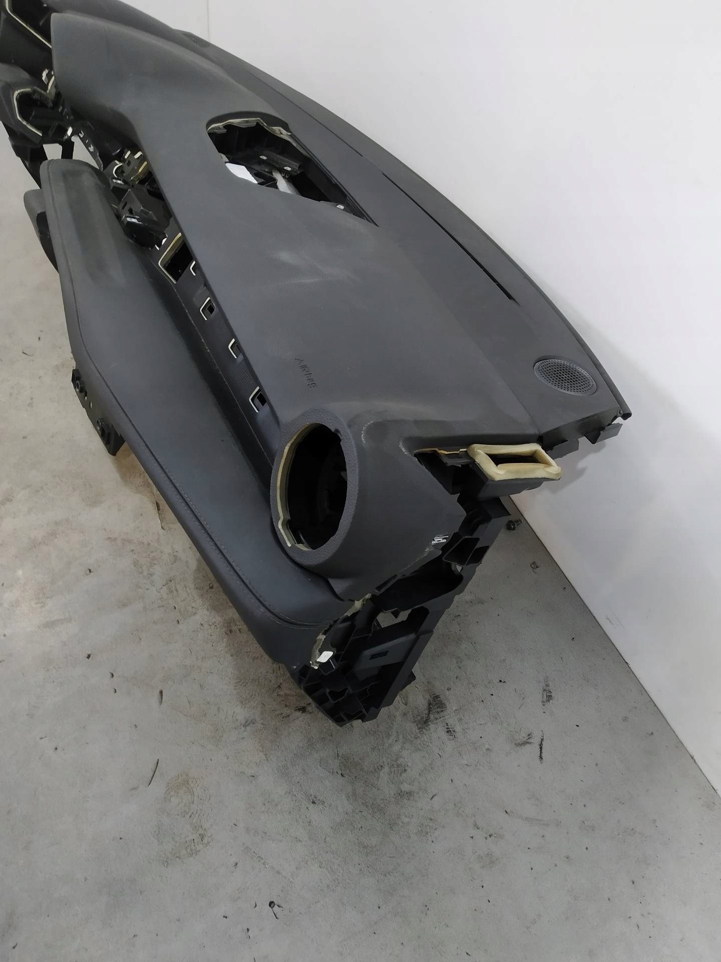 dashboard instrument panel cockpit PULPIT airbag Alfa Romeo Tonale and ( (2022- )