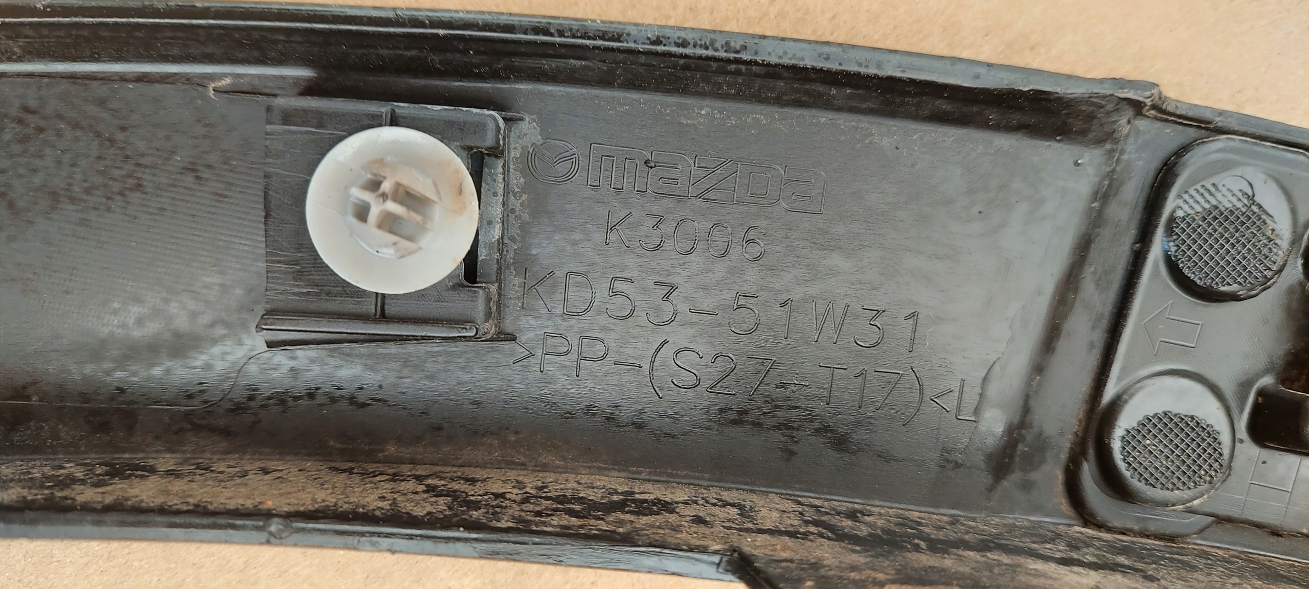 lišta blatníku levý předek MAZDA CX5 12-17 KD53-51W31
