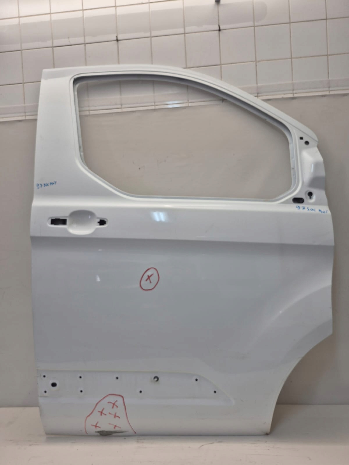 FORD TRANSIT CUSTOM and 1 MK1 LIFT 17-23 door front front right