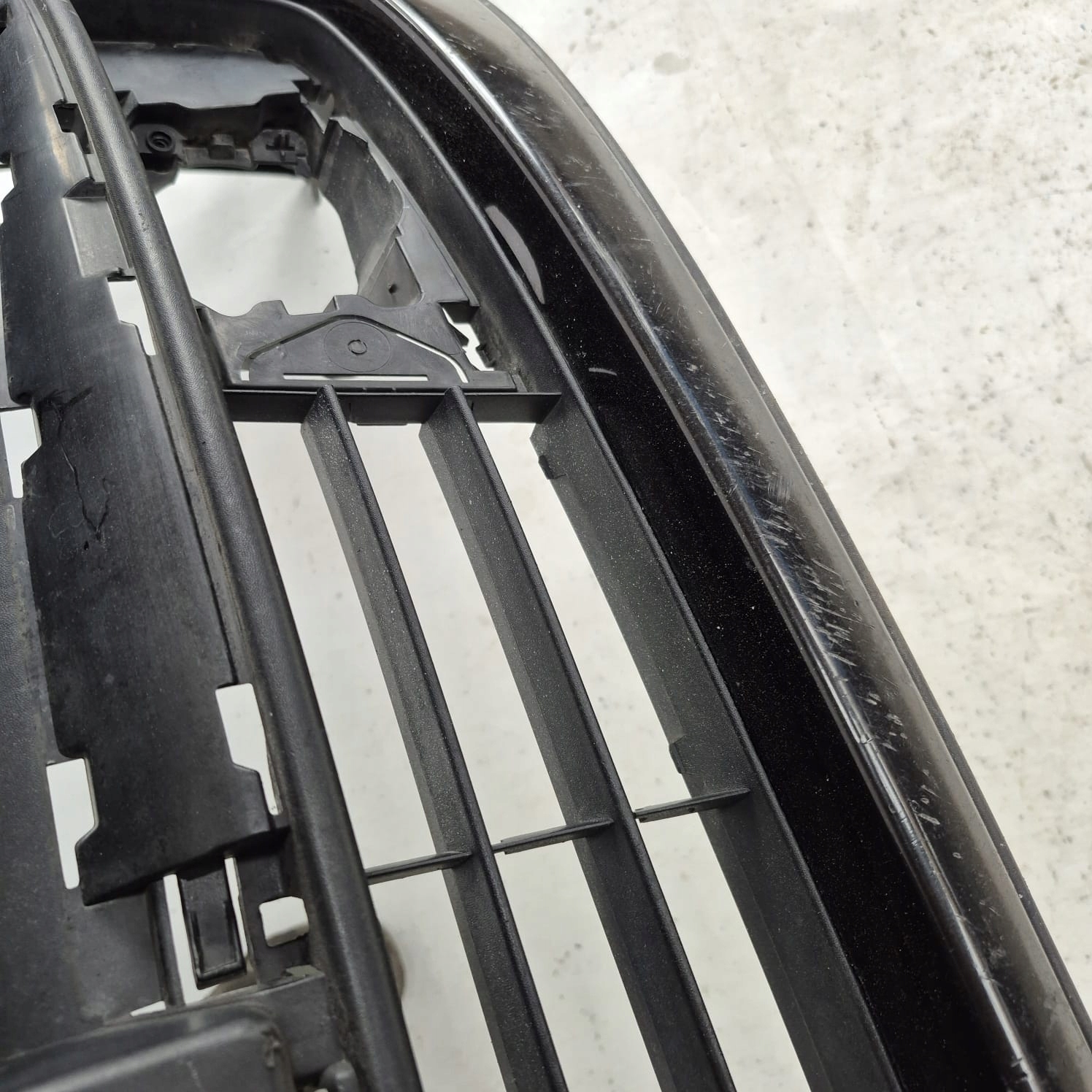 RENAULT LAGUNA III 3 07-13 bumper front front SPR