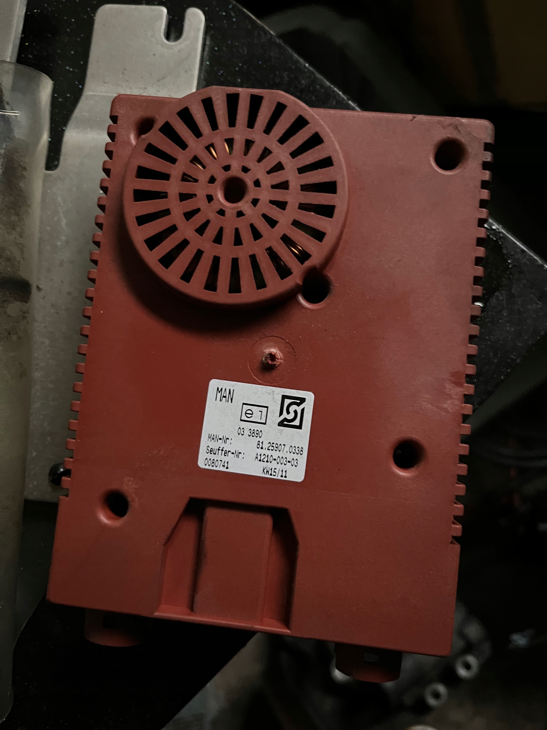 ИНВЕРТОР MAN TGX TGS 81259070338