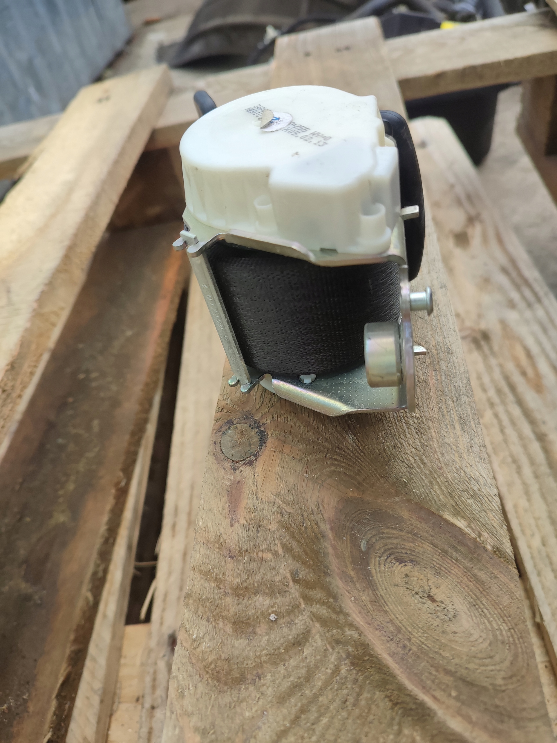 Gurten Sicherheits mitte heck Opel Meriva B 33035173B