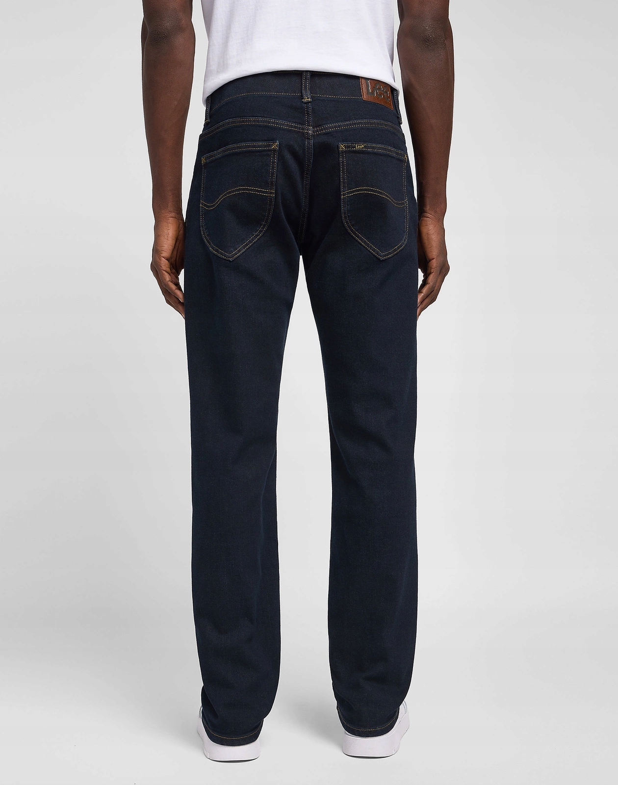 Pánské jednoduché džíny Lee Straight Fit Mvp Rinse L72BJN36 112329344 32/34