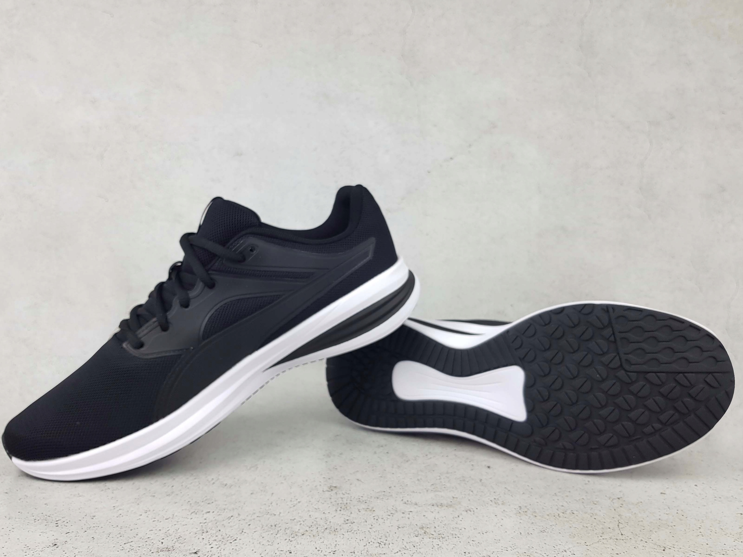 PUMA TRANSPORT 377028 03 SOFTFOAM BUTY MĘSKIE SPORTOWE CZARNE NA CODZIEŃ Ocieplenie nie