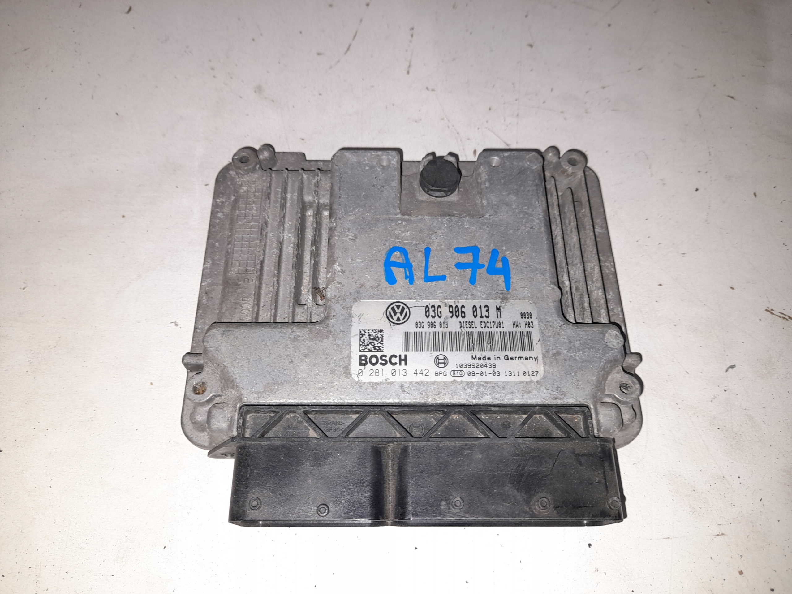 computer control unit of the engine 03G906013M VW SKODA