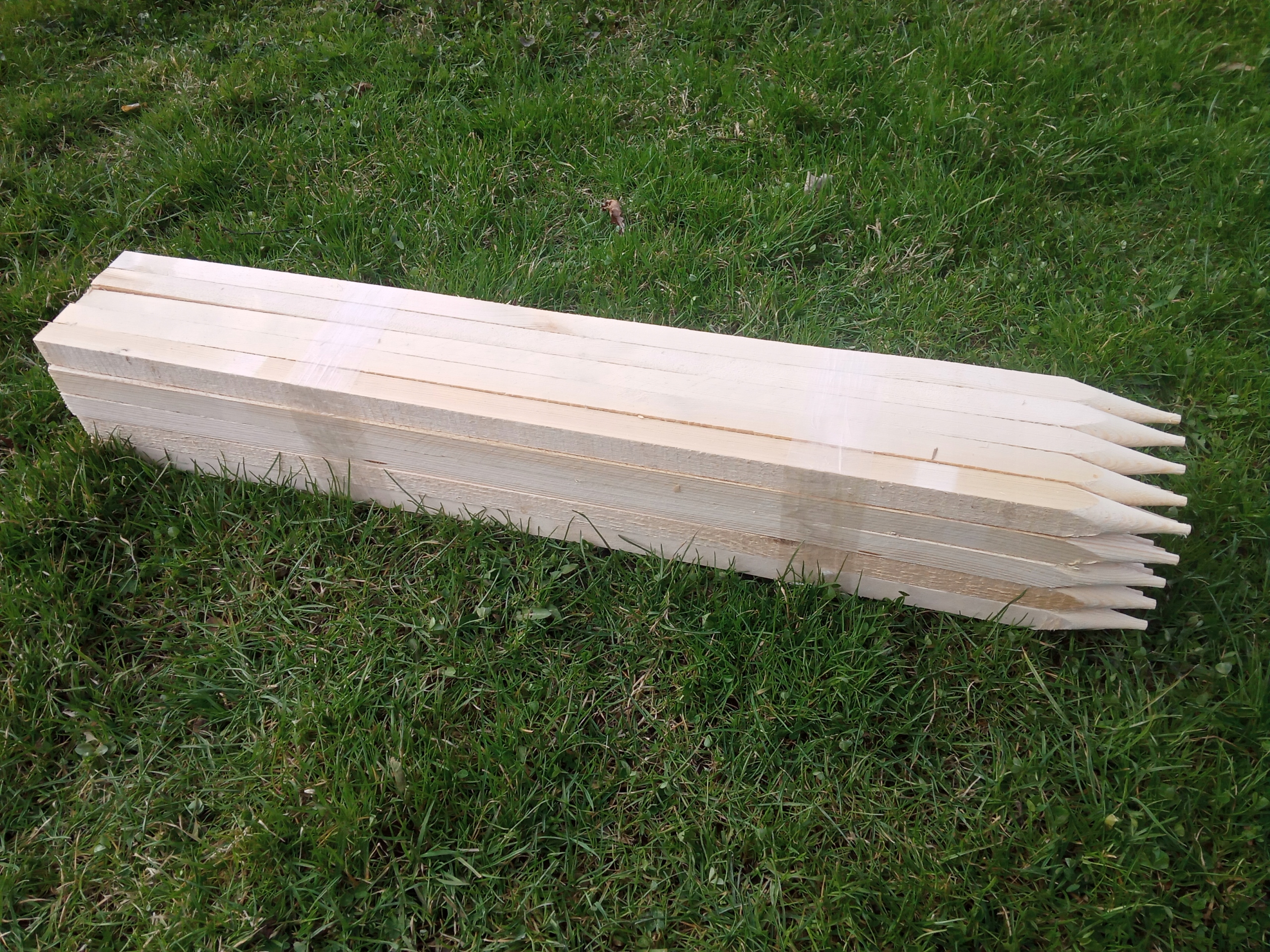 PALIKI KOŁKI DREWNIANE OGRODOWE DO ROŚLIN 70CM Kod producenta 052