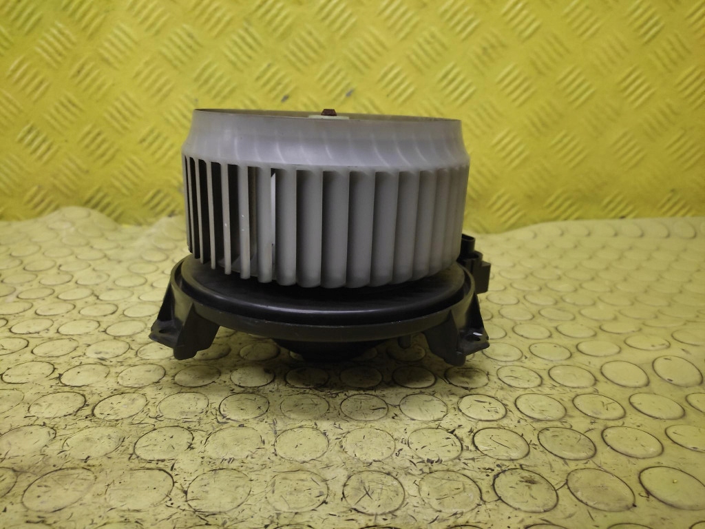 SUZUKI SWIFT IV DMUCHAWA luft 2727000311