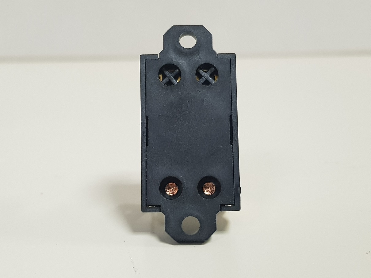 Bimetaliczny ogranicznik temperatury 230V 16A Typ pojemnościowy