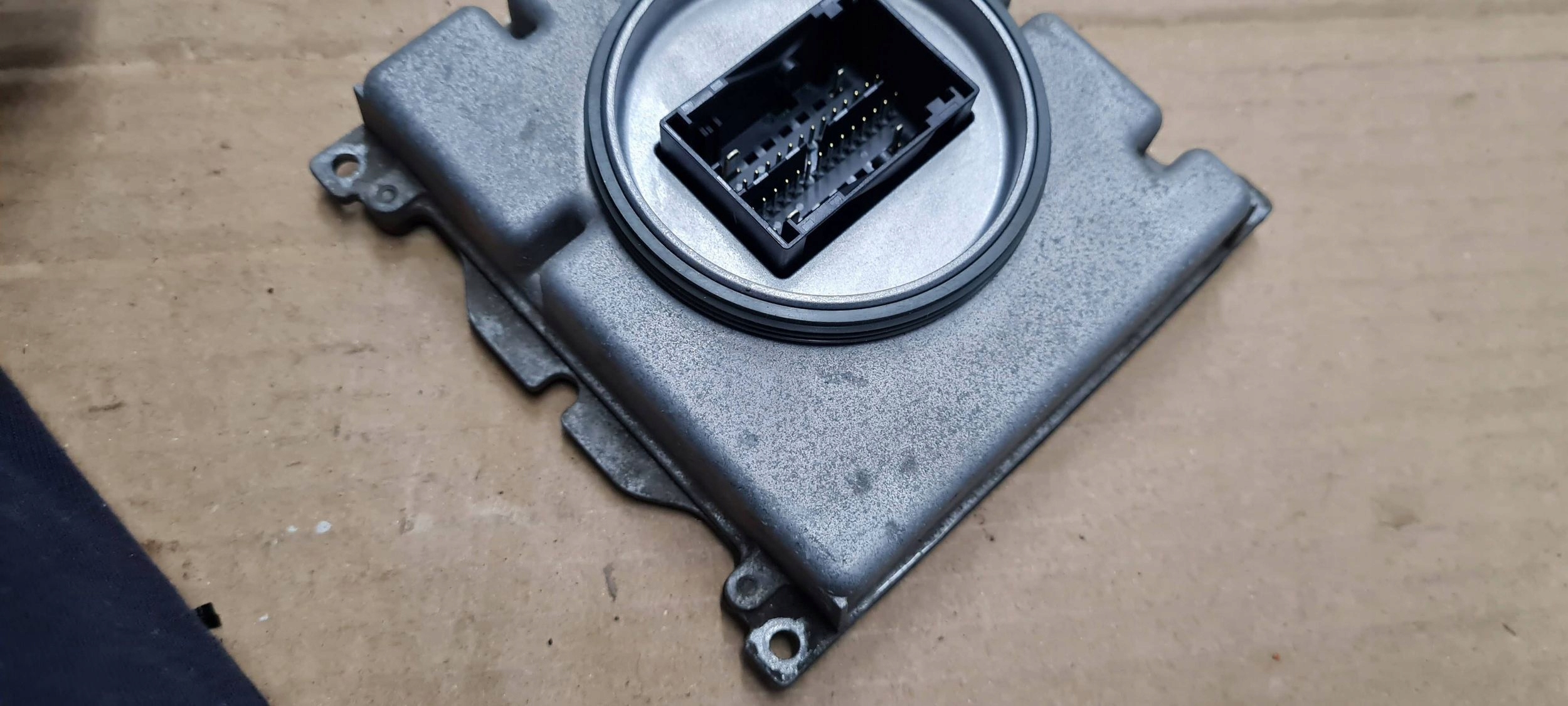 Конвертер модуль led Audi OE 7PP941572AC