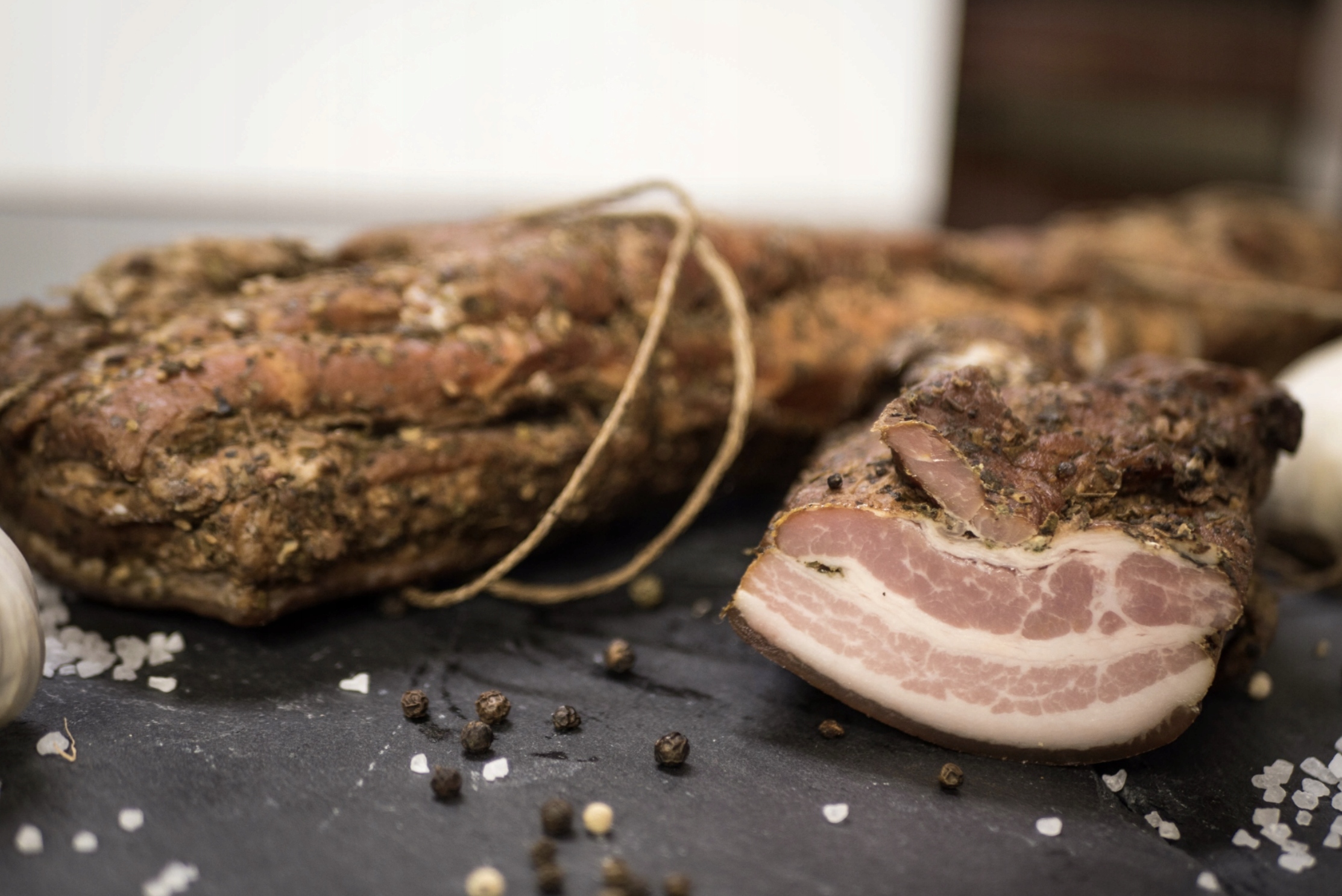 Levně Svojská Uzená Slanina V Kousku 400 G