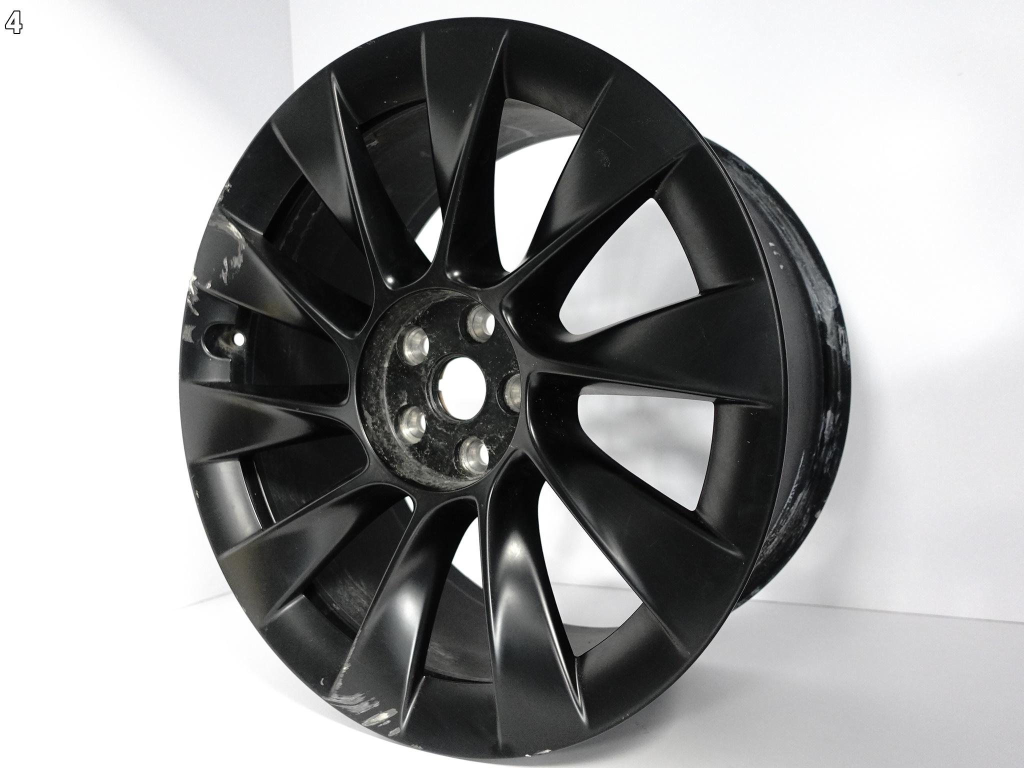 TESLA MODEL Y PERFORMANCE 20- disk 9,5JX20 ET45 5X114,3