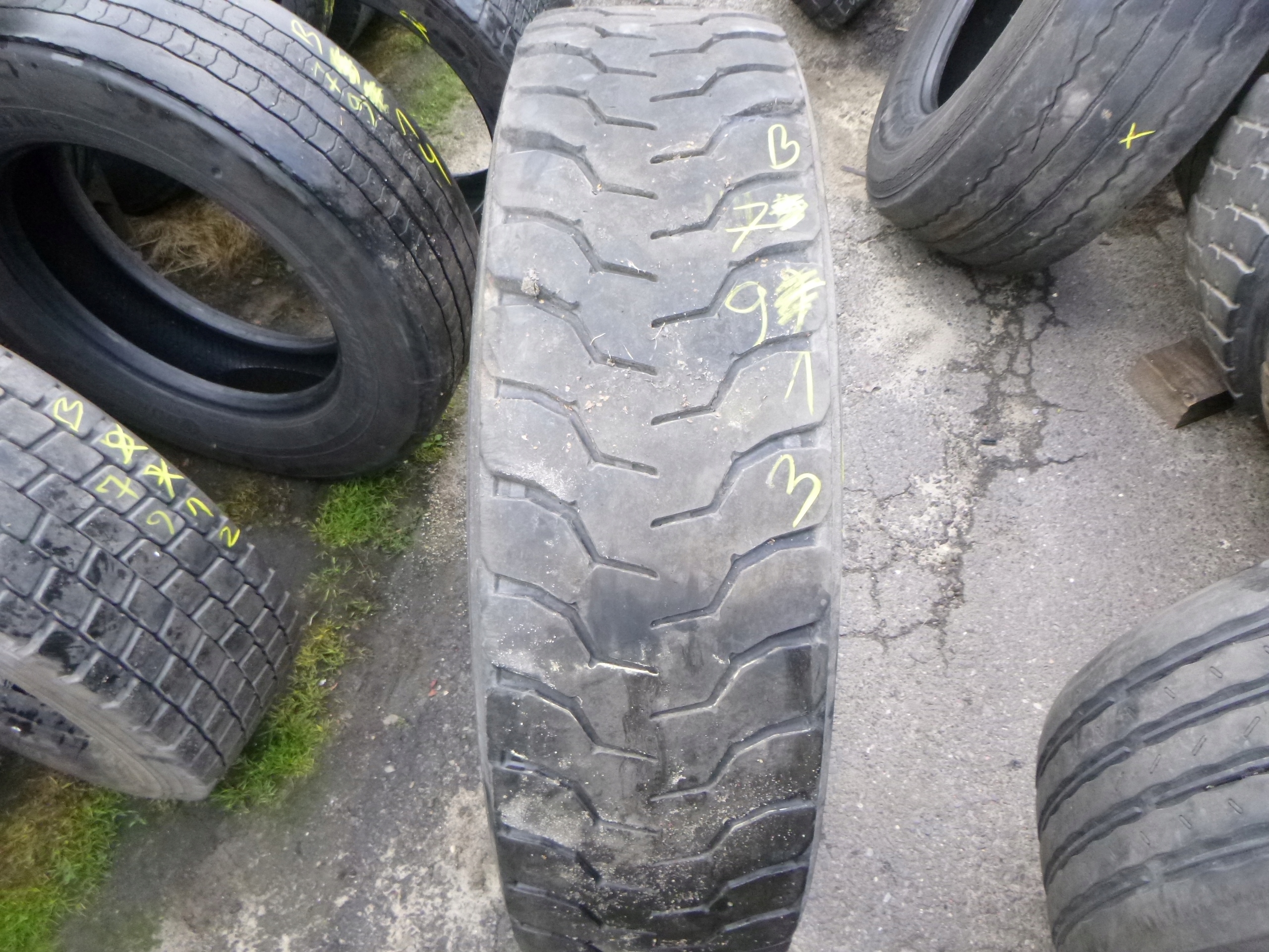 13r22, 5 Michelin X-WORKS D восстановленный привод