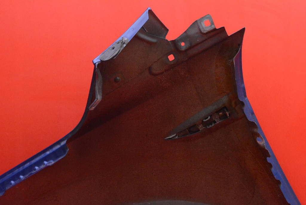 fender right front front PN4E30 LIGHTNING BLUE FORD ESCAPE 3 LIFT 16-20