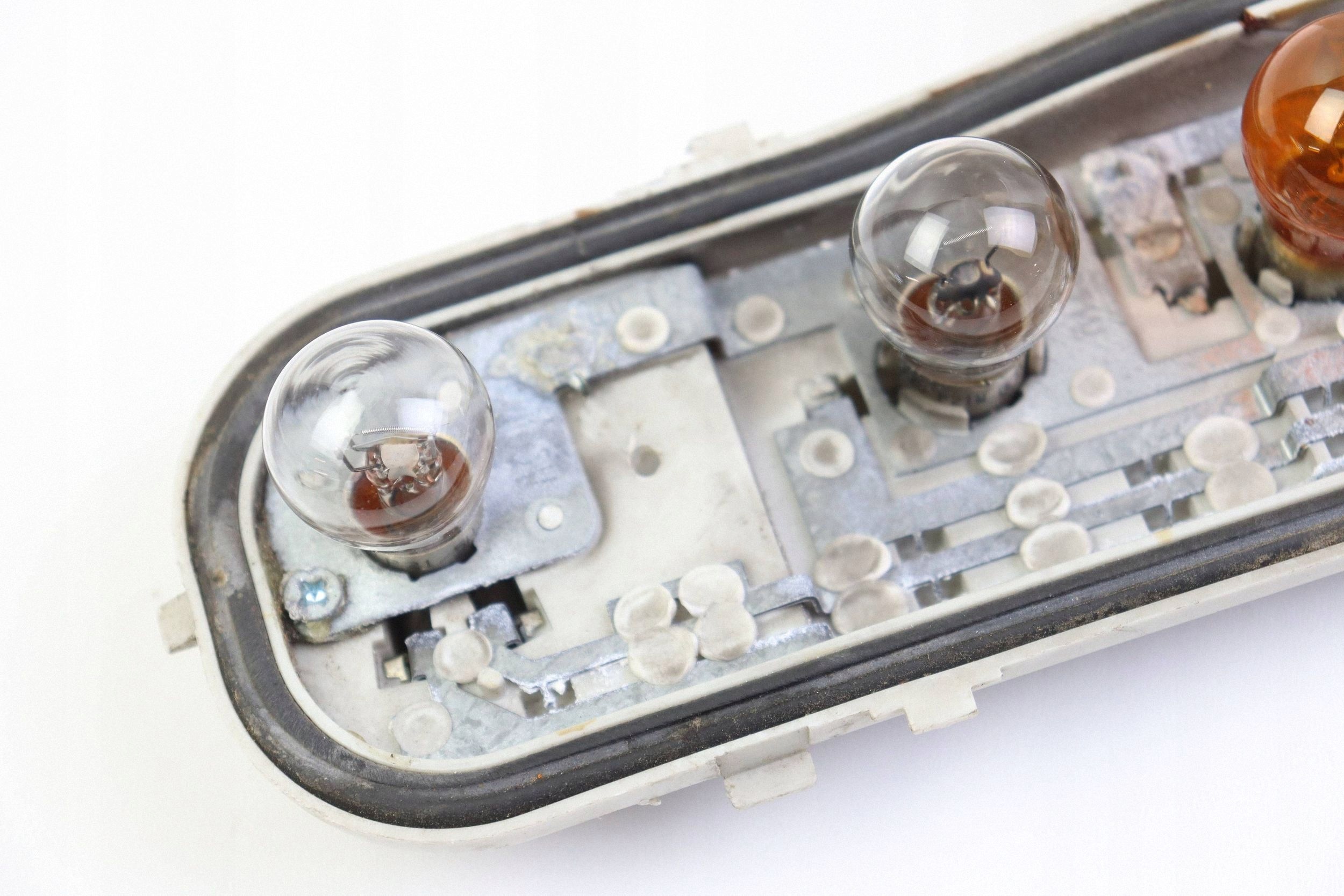 AUDI A4 B6 light housing right rear part rear KOMBI AVANT 8E9945258