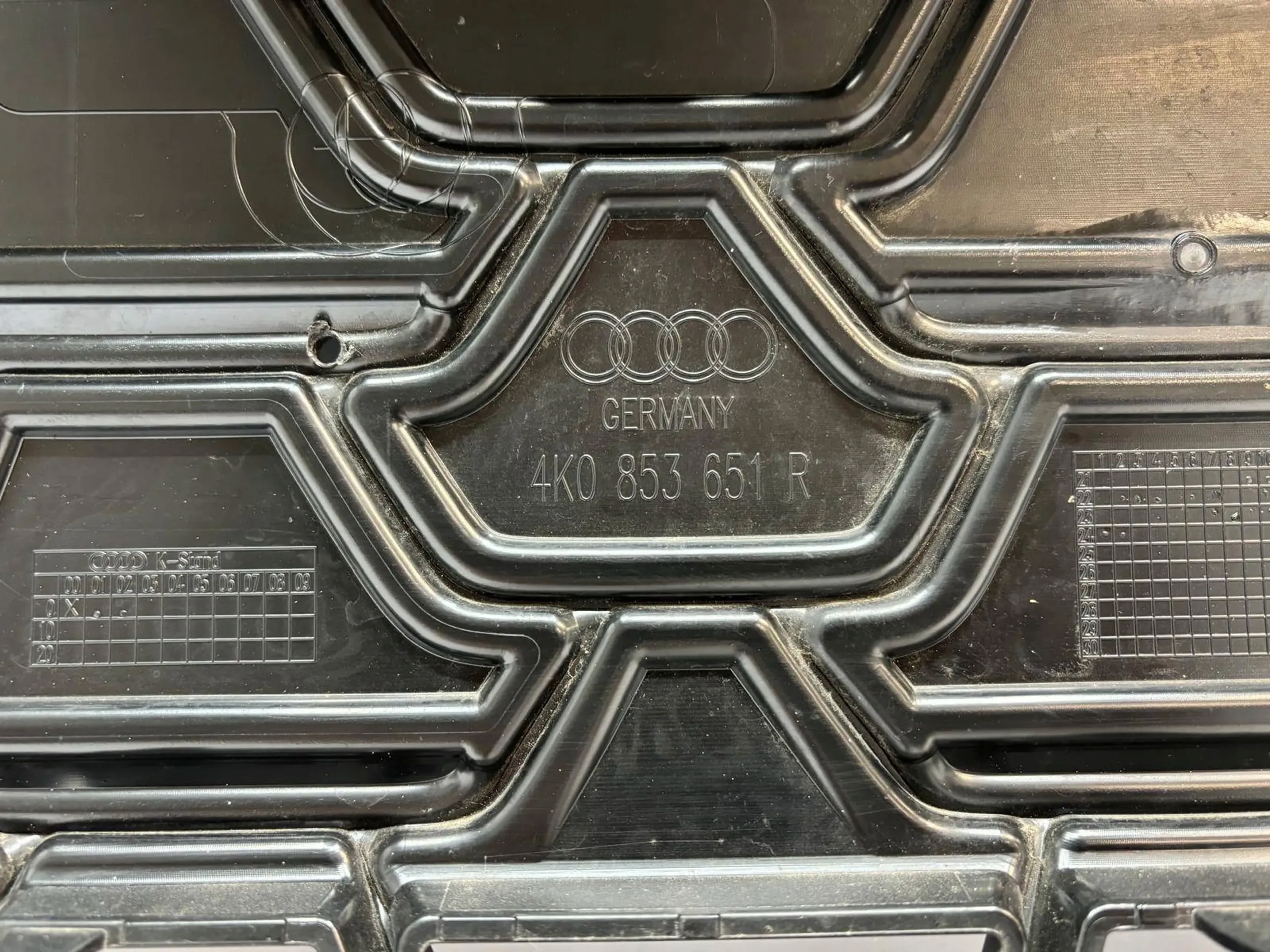 Audi A6 Kühlergrill FRONTGRILL Kühlergitter 4K0853651RP - Thumbnail 9