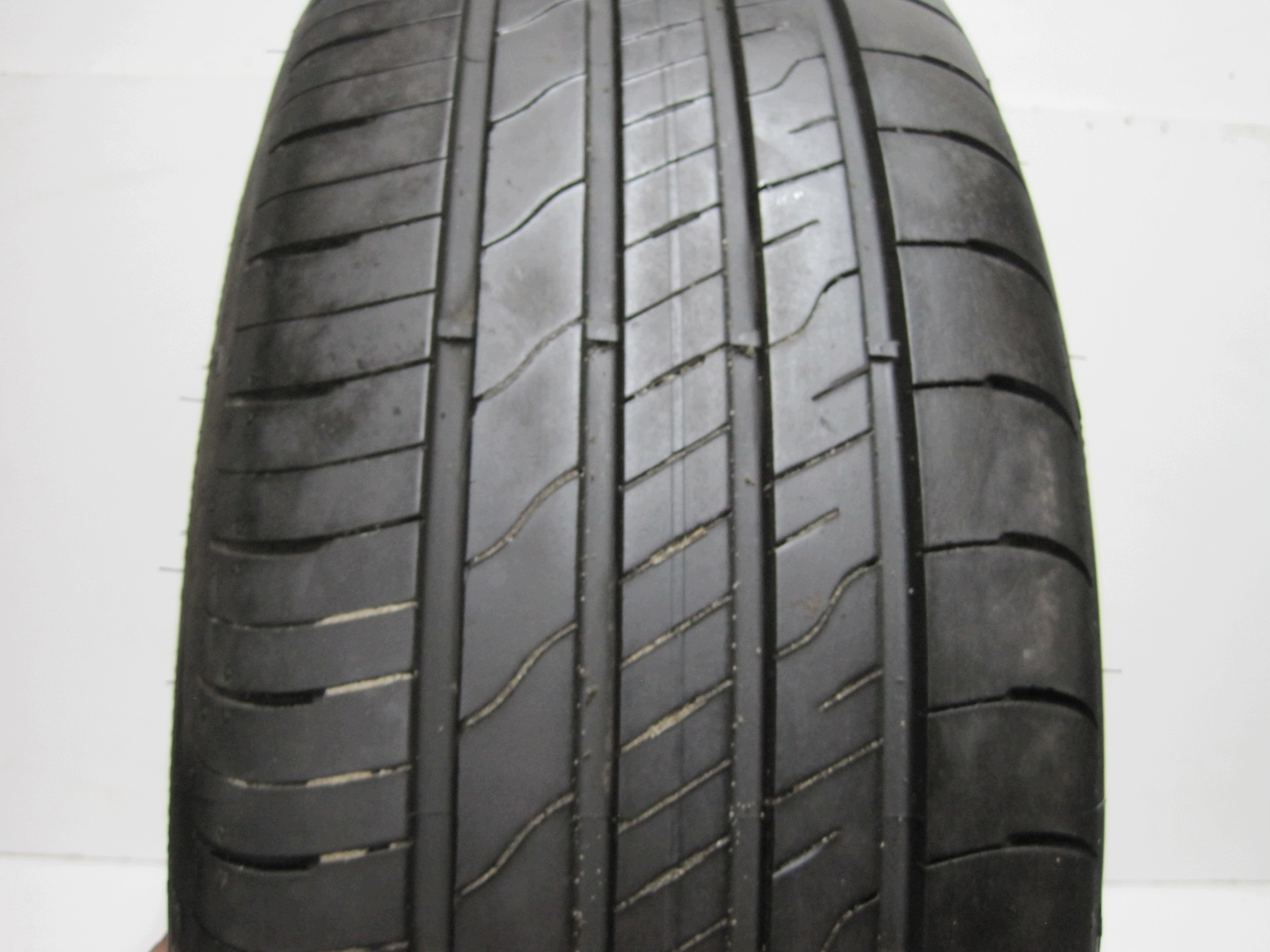 wheels discs tyres JEEP AVENGER R18 6MM