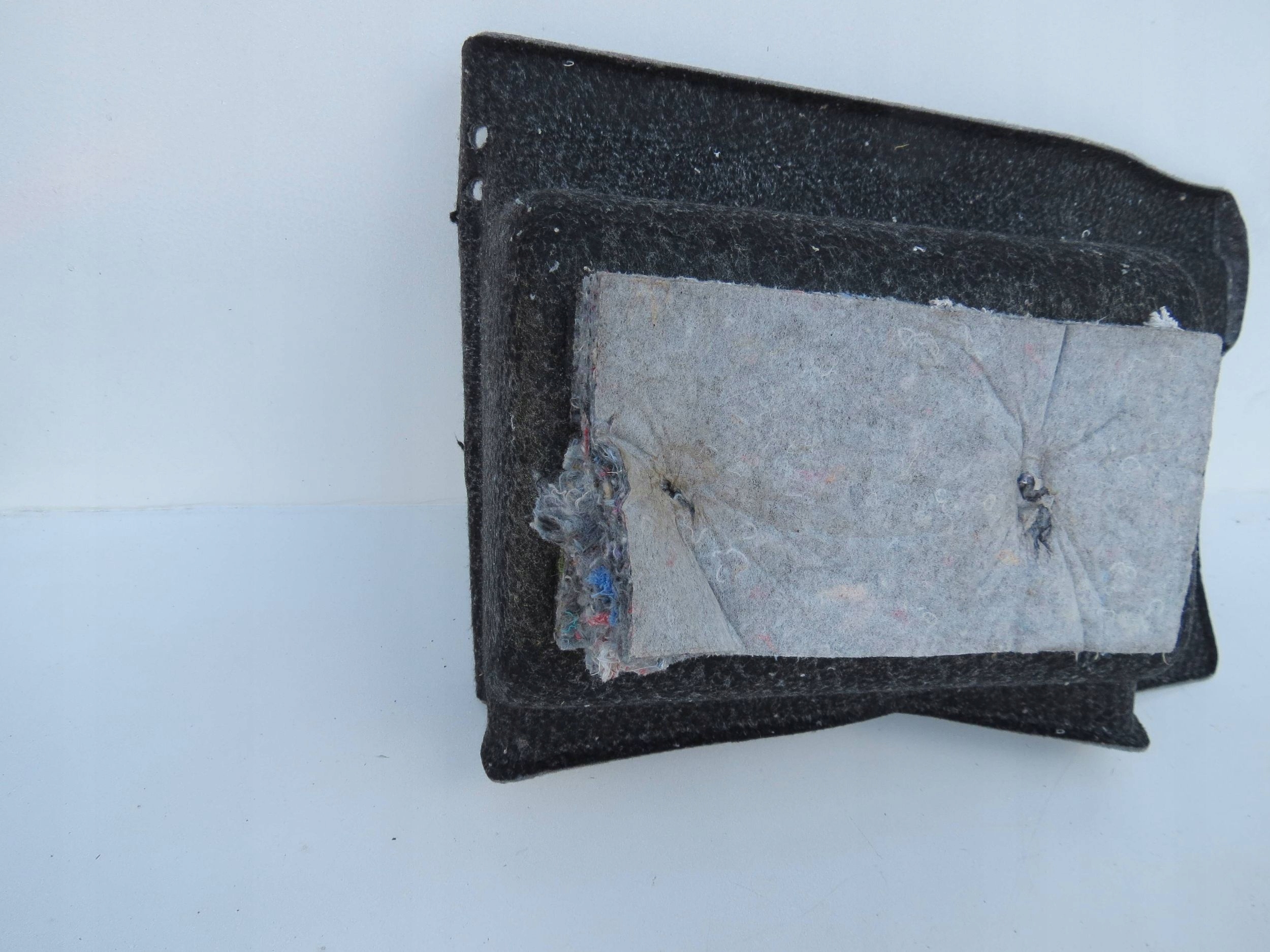 upholstery boot VOLVO S60 and 2.4 B 140KM R5 2001r