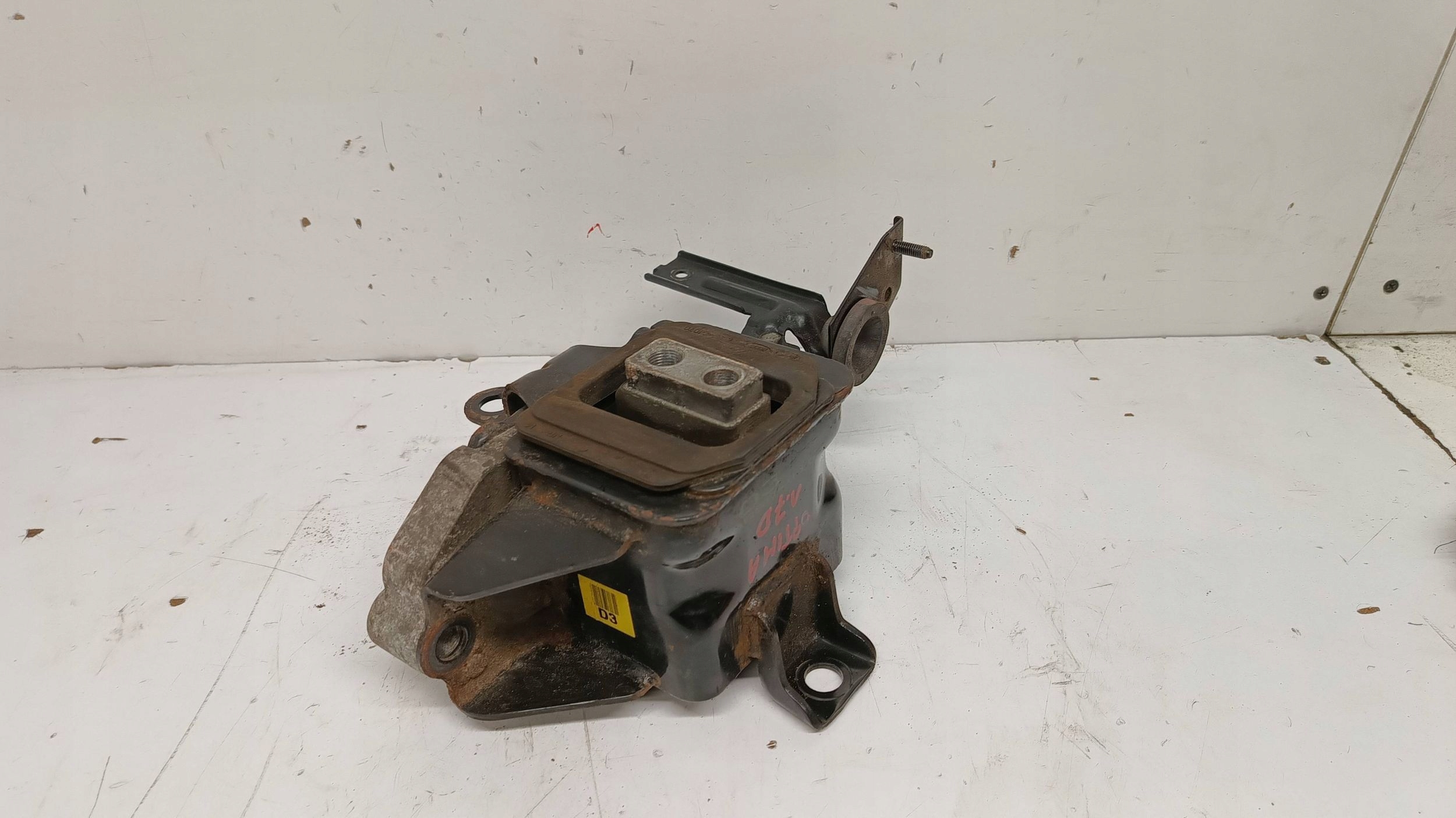 KIA OPTIMA IV 1,7CRDI gearbox mount MANUAL 2018R