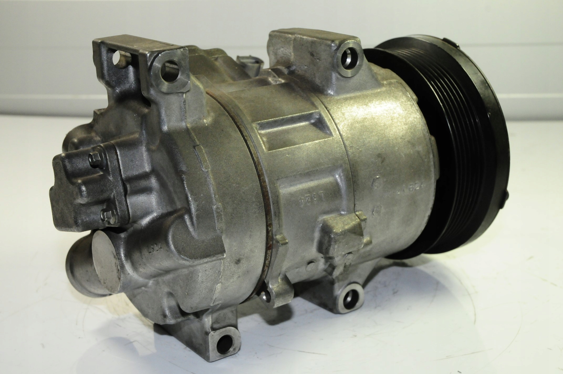 SPRĘŻARKA KLIMATYZACJI TOYOTA AVENSIS RAV-4 2.0B Typ samochodu Samochody osobowe