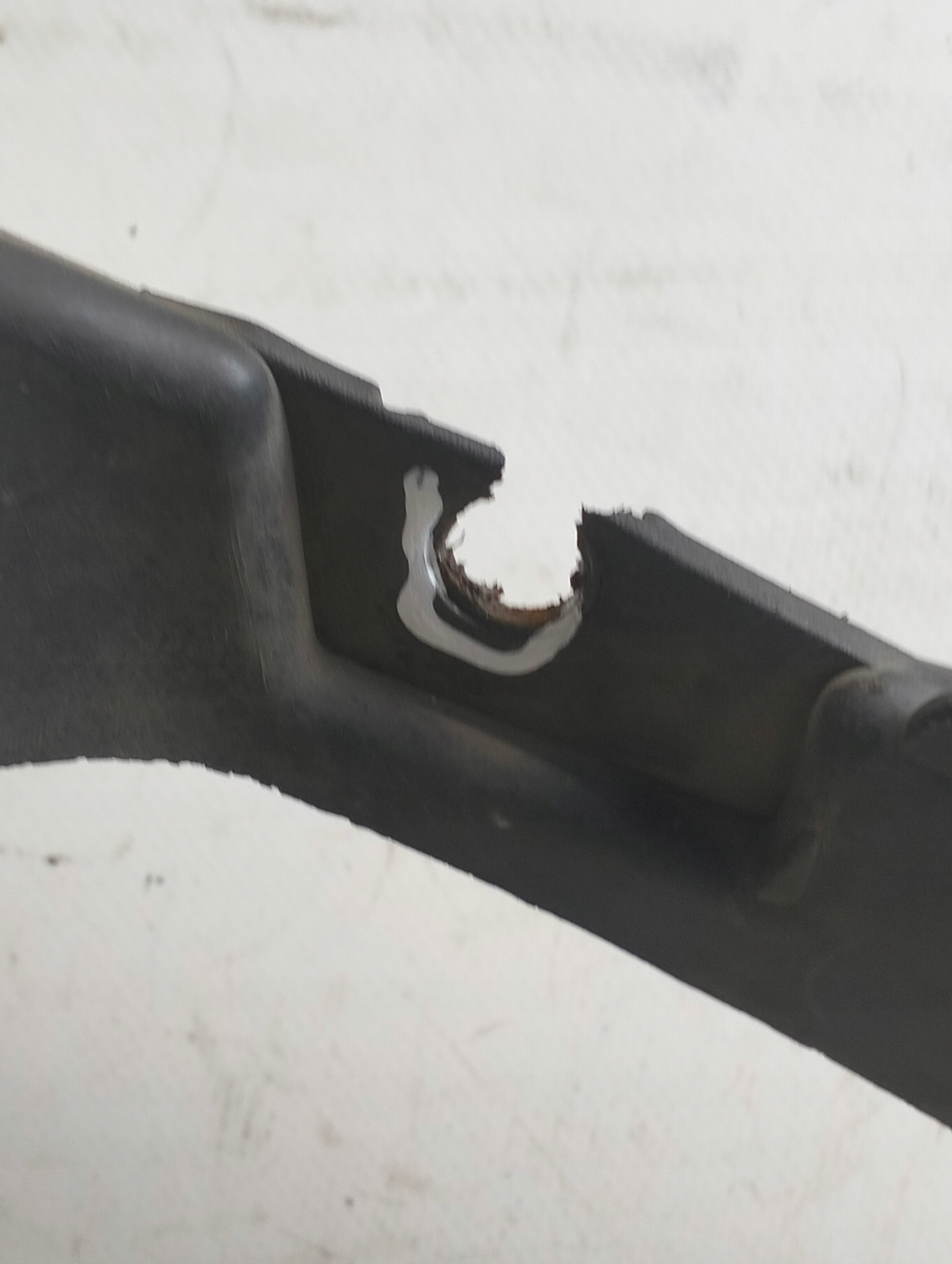 support panel for radiators AUDI A4 B5 sedan 1999r