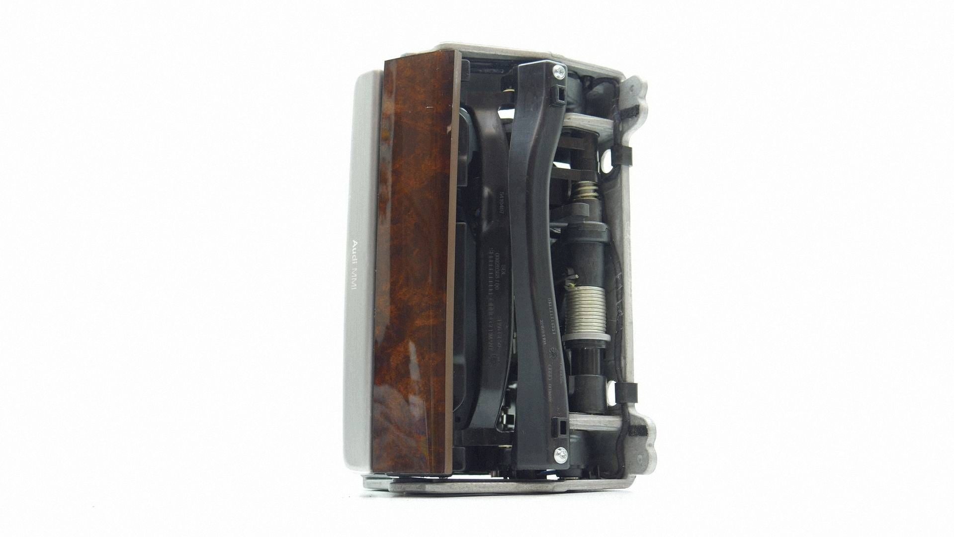 Bildschirm der Navigation NAVI AUDI A8 D4 4H 4H0857273
