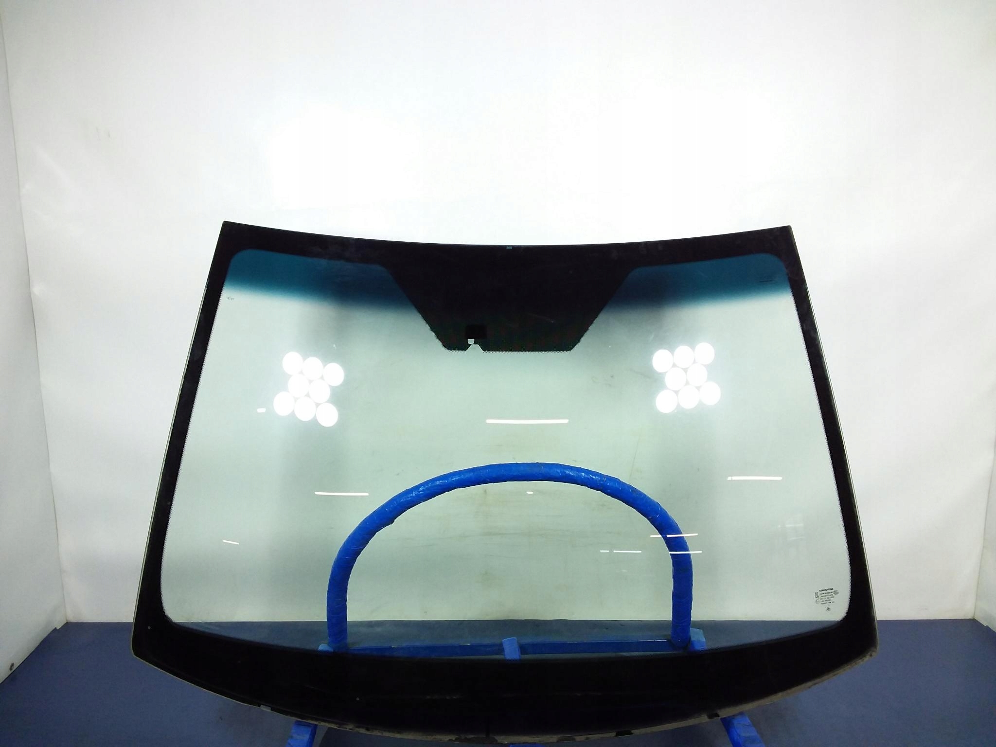 SSANGYONG TIVOLI XLV ЛОБОВОЕ СТЕКЛО