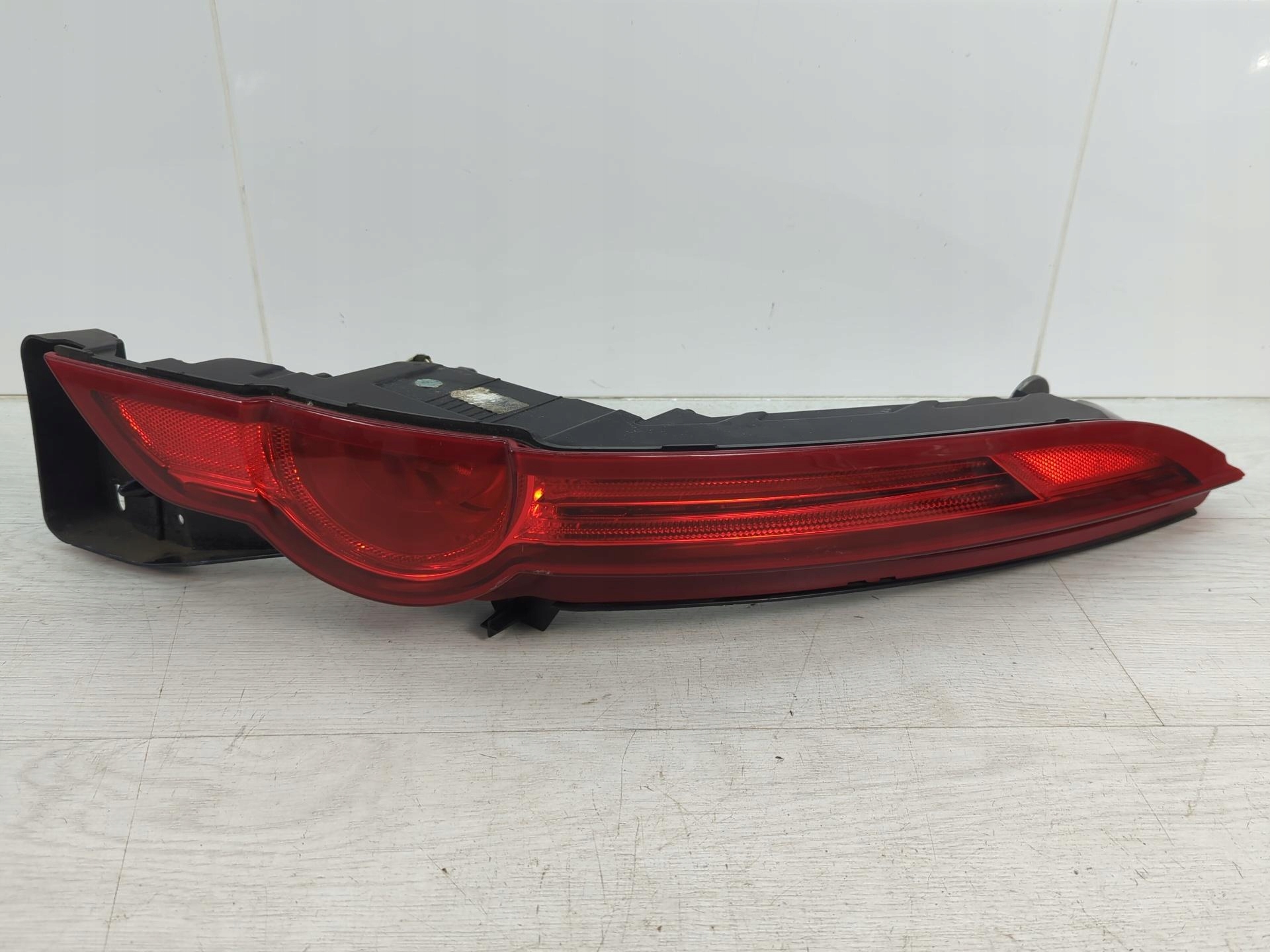 фонарь правый задний jaguar