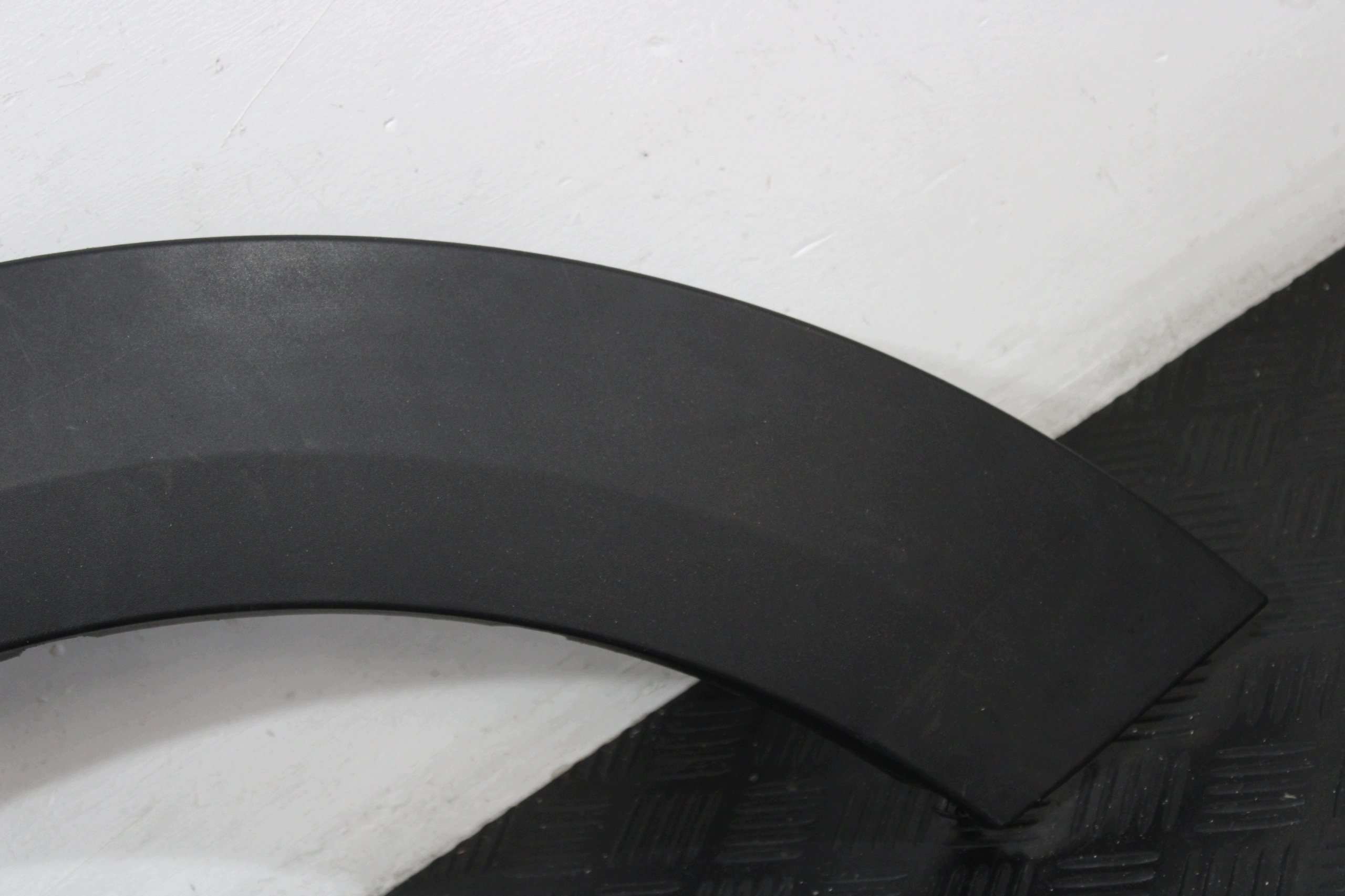 Couverture Aile Droite Arrière 9808944 MINI PACEMAN S R61 S