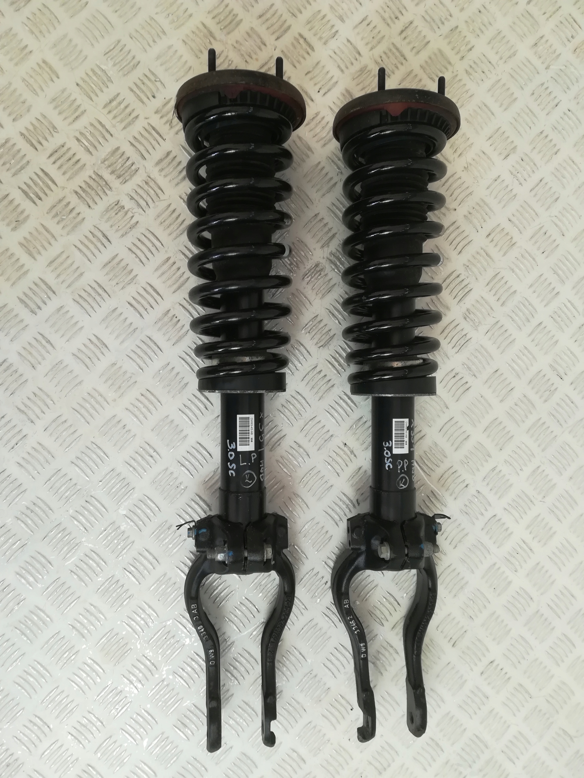 JAGUAR XJ X351 4x4 shock absorber front front L / P