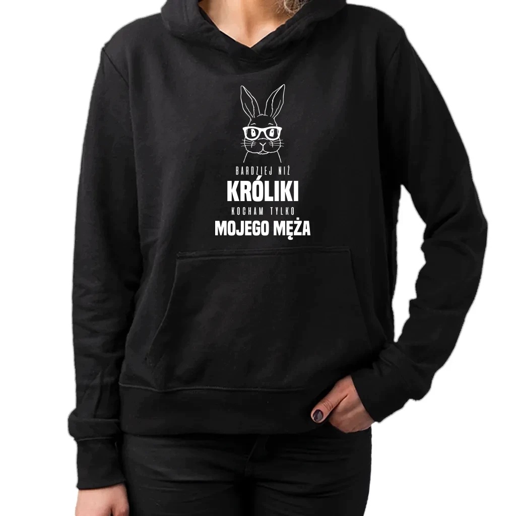 Více než králíci, miluji jen svého manžela – dámská mikina jako dárek Xs