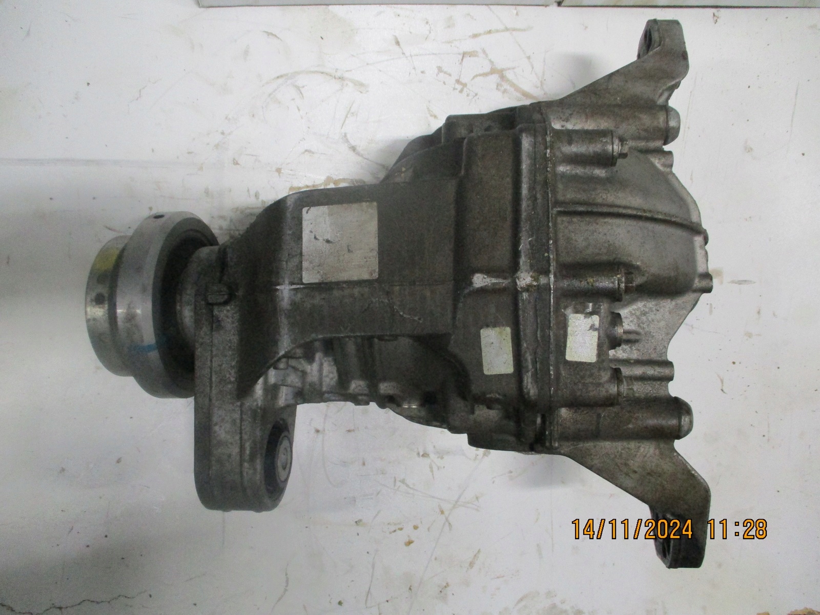 differential diff rear part MASERATI LEVANTE 06700376850