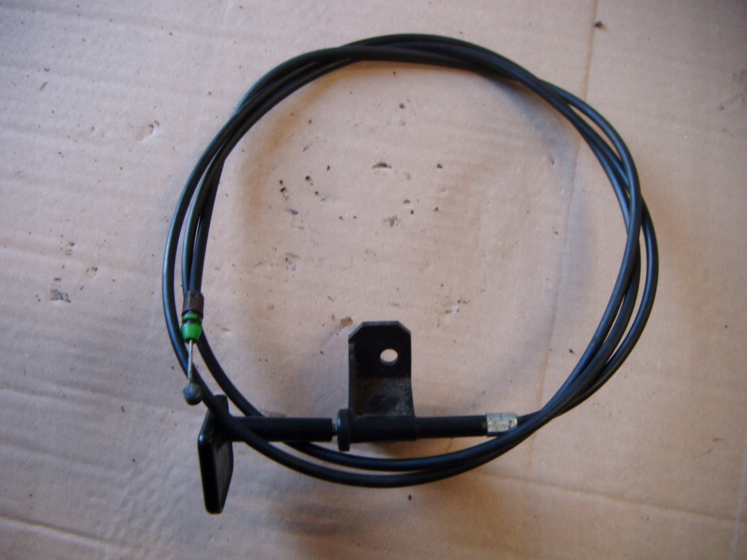 CIVIC VII СЕДАН 04-06 ТРОС РУЧКА КАПОТА