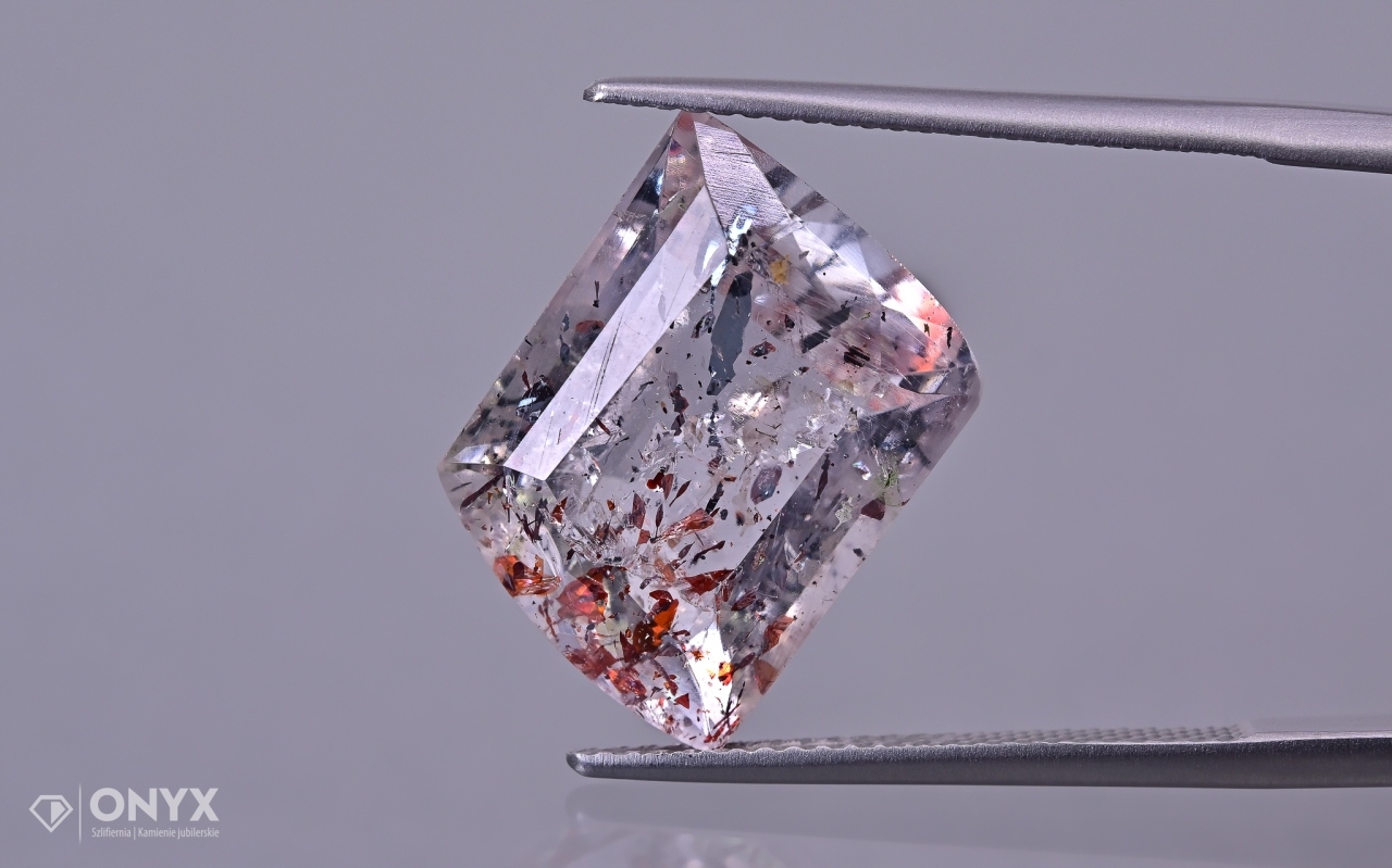 Jahodový křemen fazetovaný 15,5x12 mm