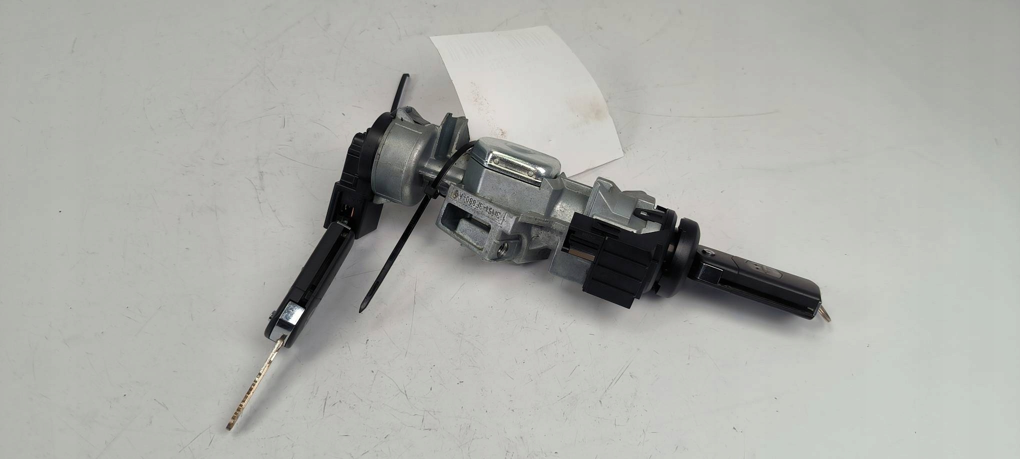 ignition 3M51-3F880-AC MAZDA 3