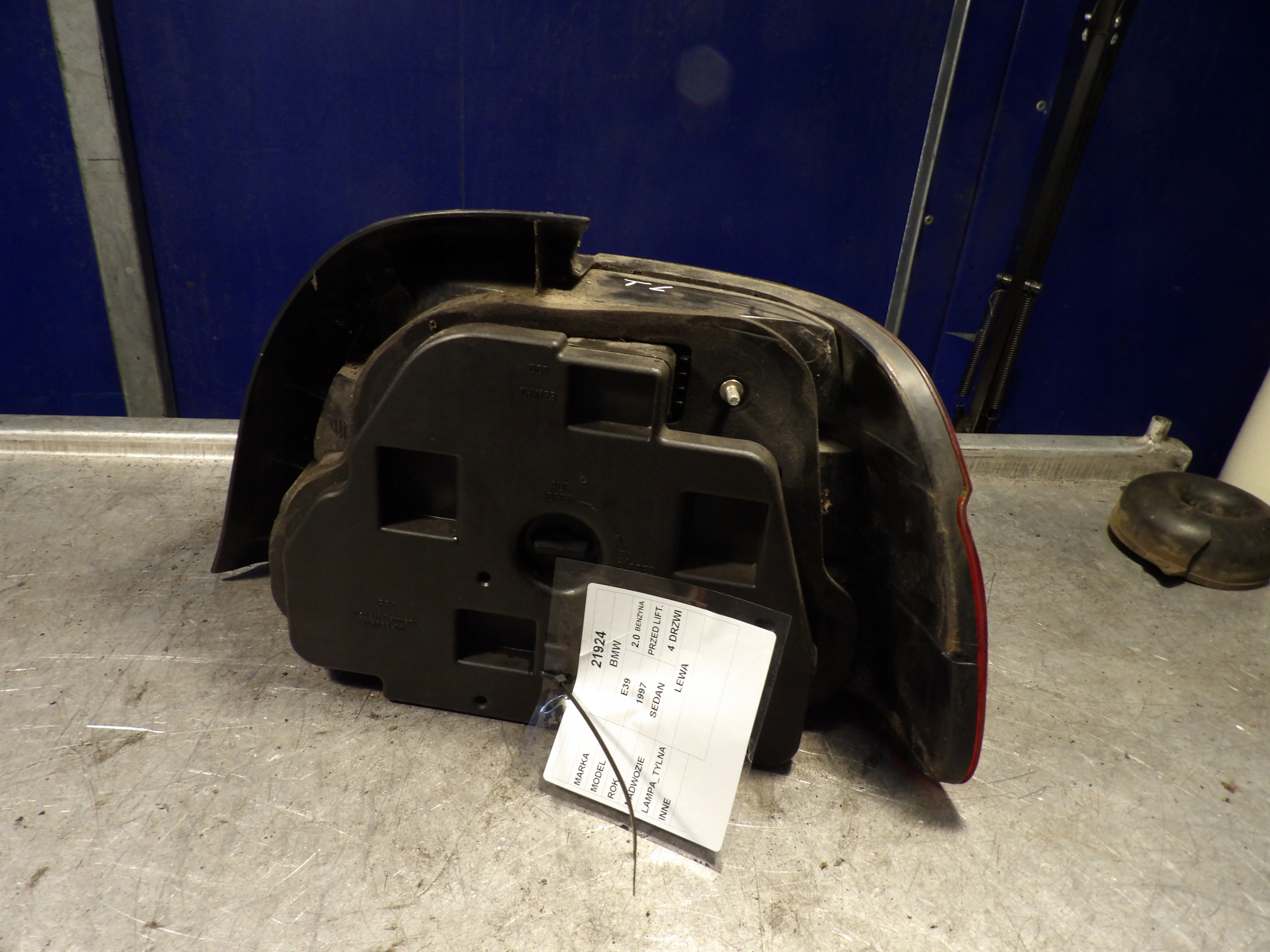 BMW E39 light rear left 2,0B