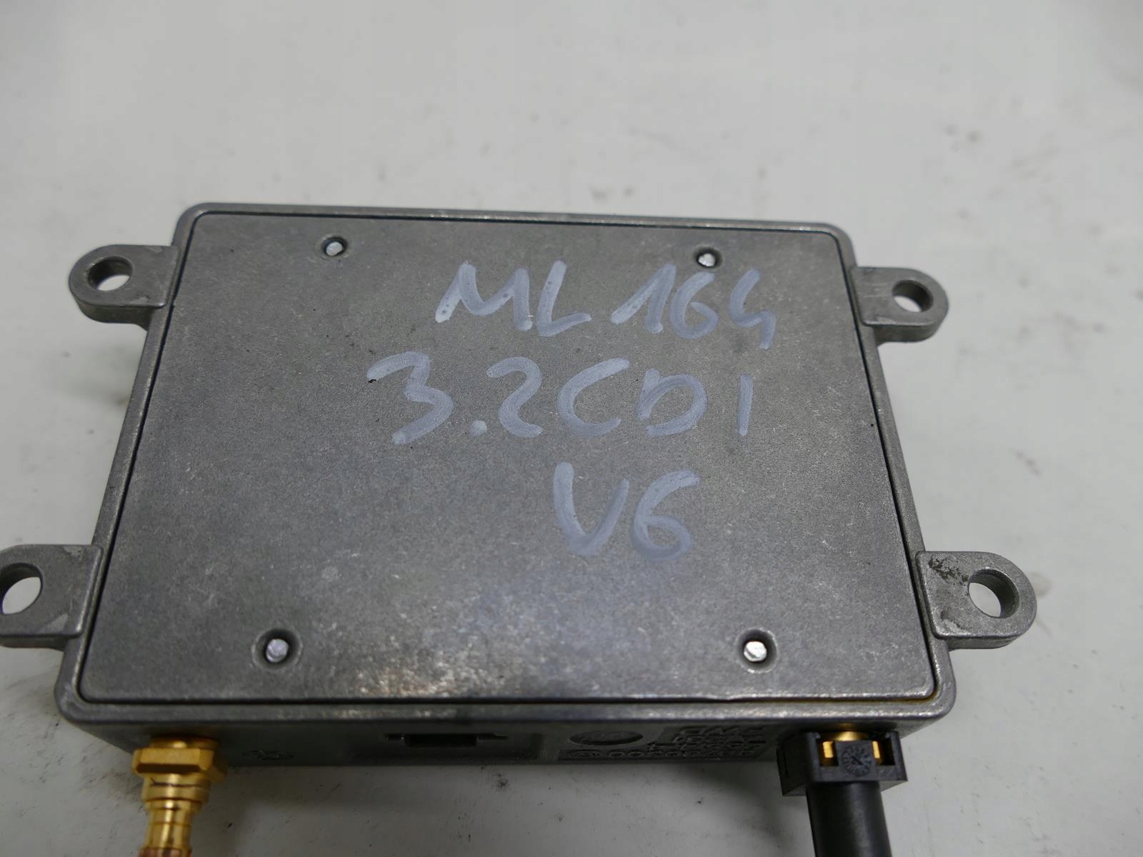 MERCEDES ML W164 antenna amplifier X164