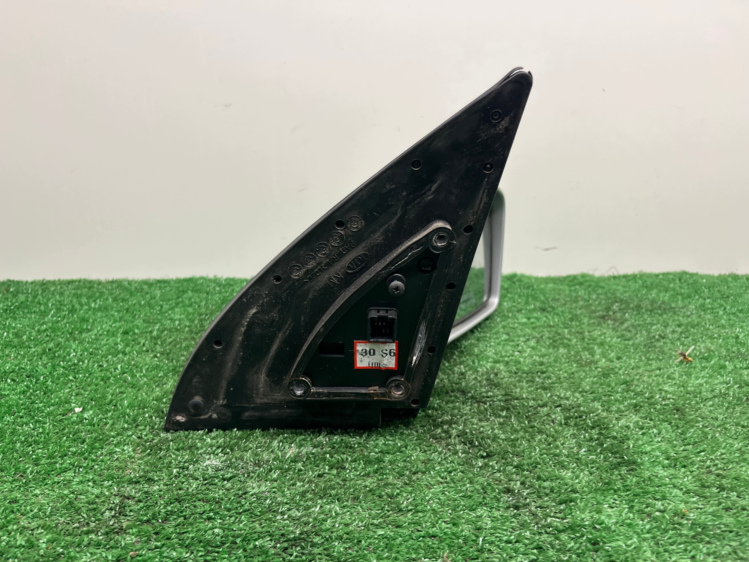 mirror right electrics KIA SPORTAGE 2 2009 5 PIN