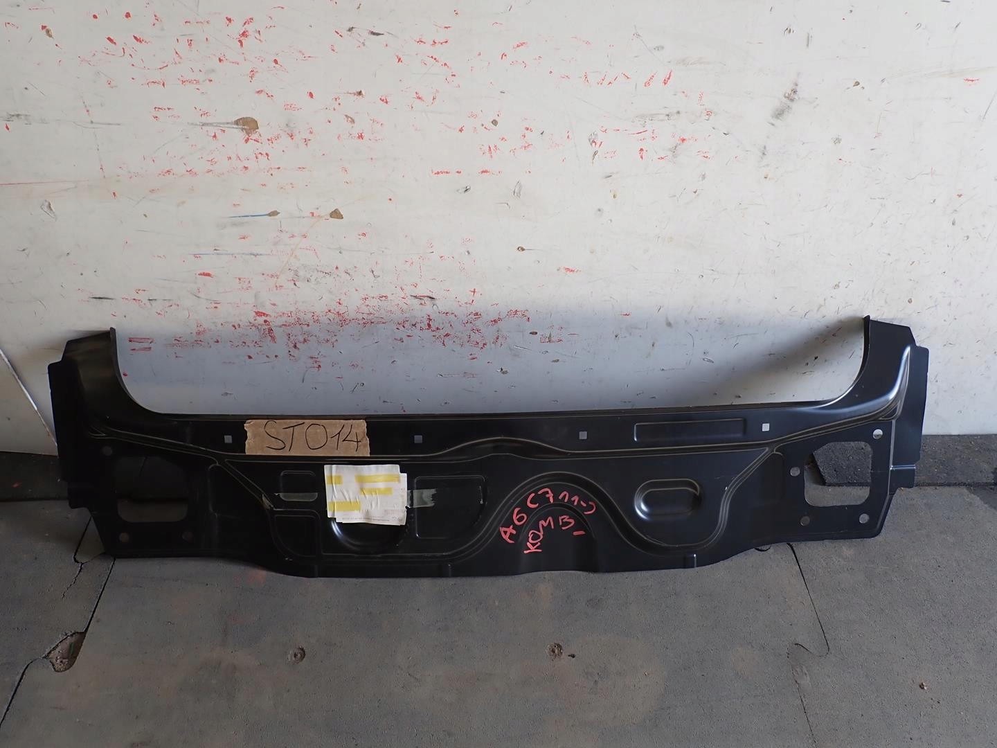 rear panel AUDI A6 C7 2011- KOMBI 4G9813307